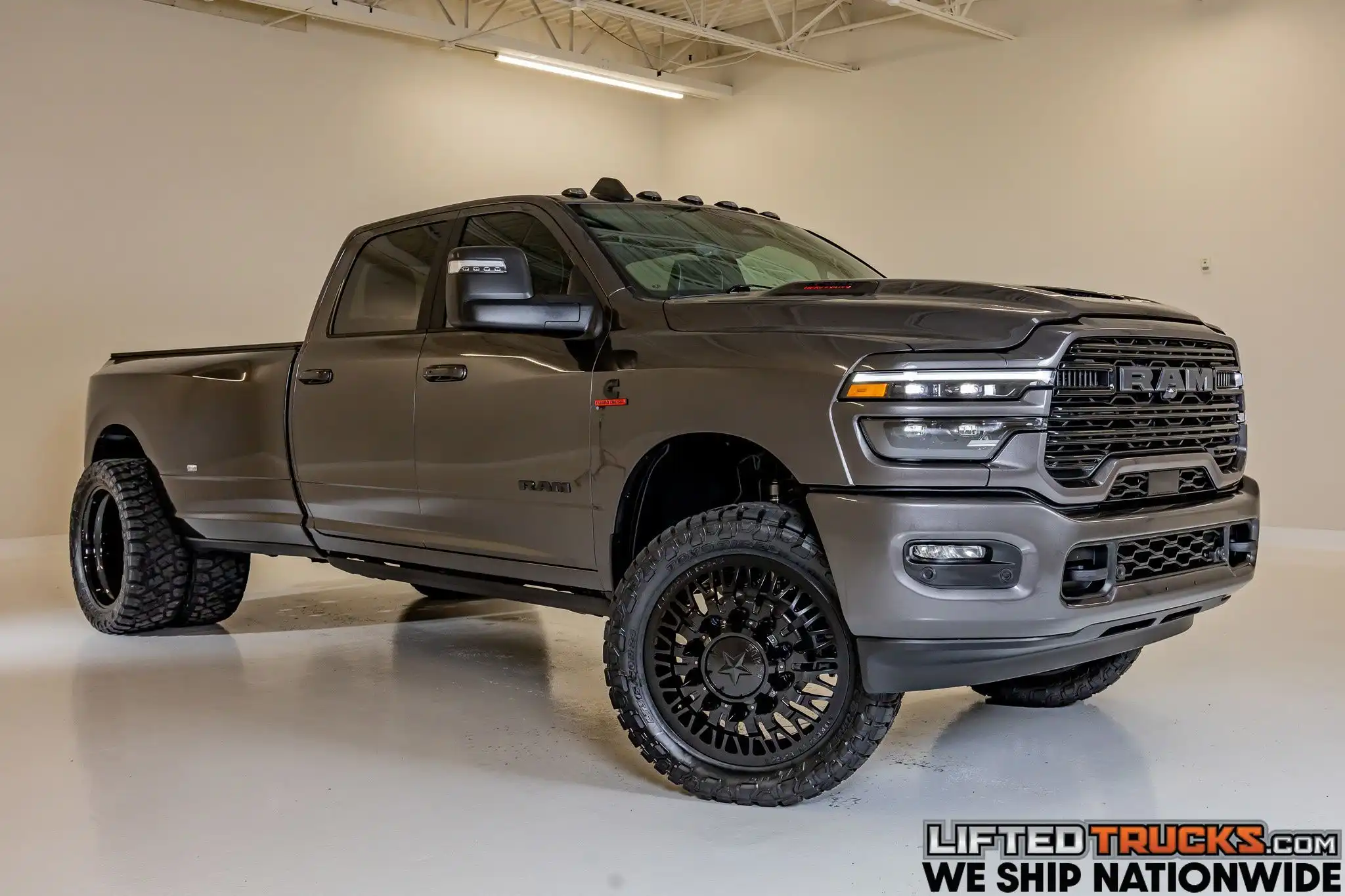 2026 RAM 3500 Laramie 4X4 Crew Cab LWB's photo