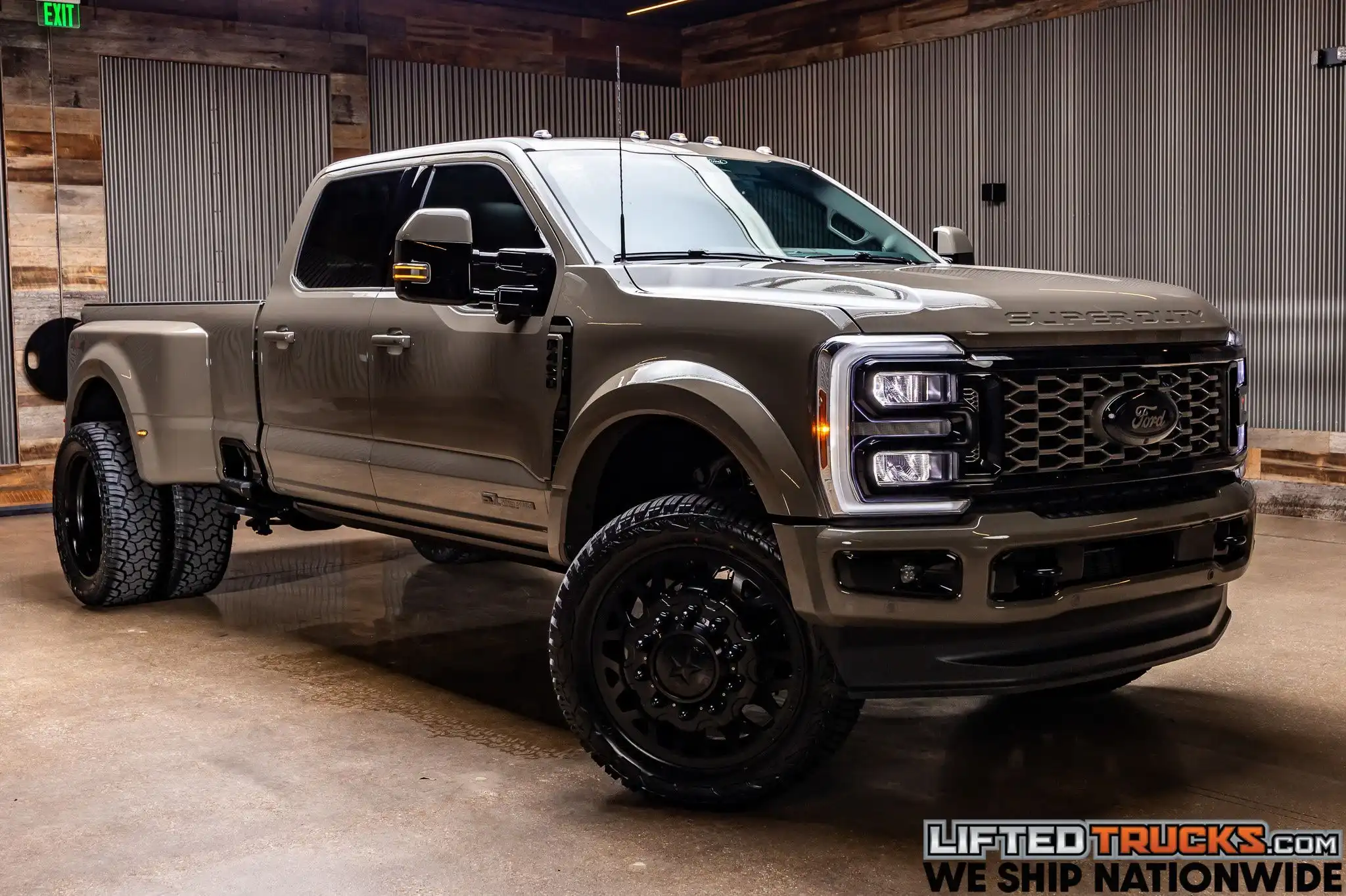 2026 Ford F-450 King Ranch 4WD Crew Cab DRW 8' Box's photo