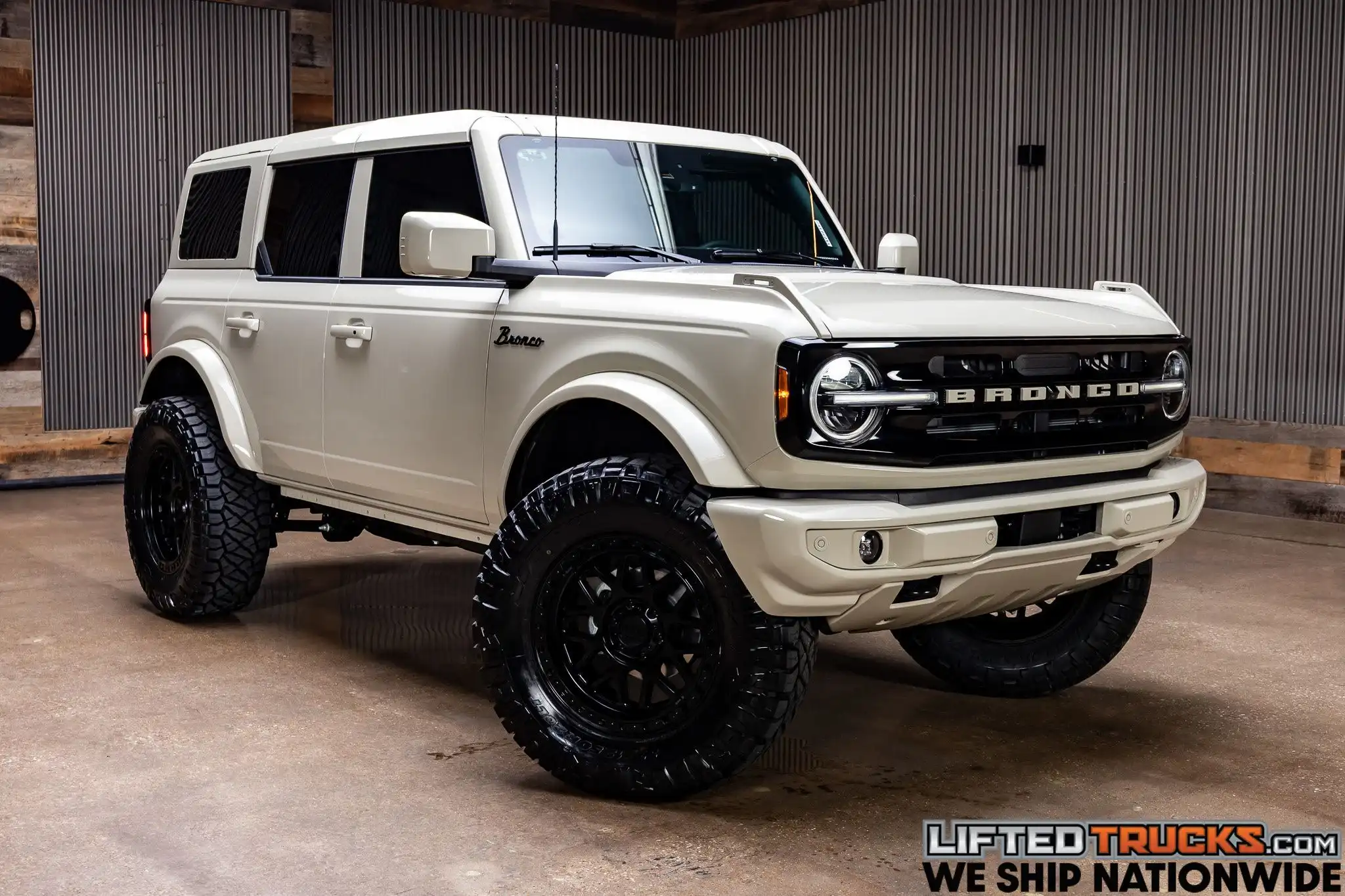 2026 Ford Bronco Outer Banks 4x4's photo