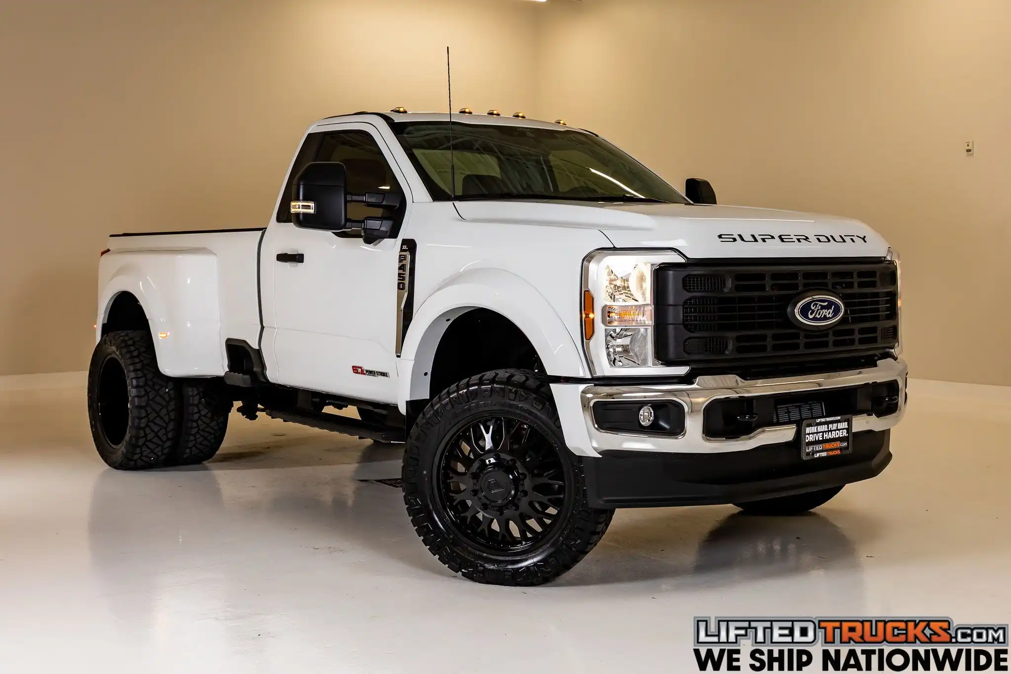 2026 Ford F-450 XL 4WD Regular Cab DRW 8' Box's photo