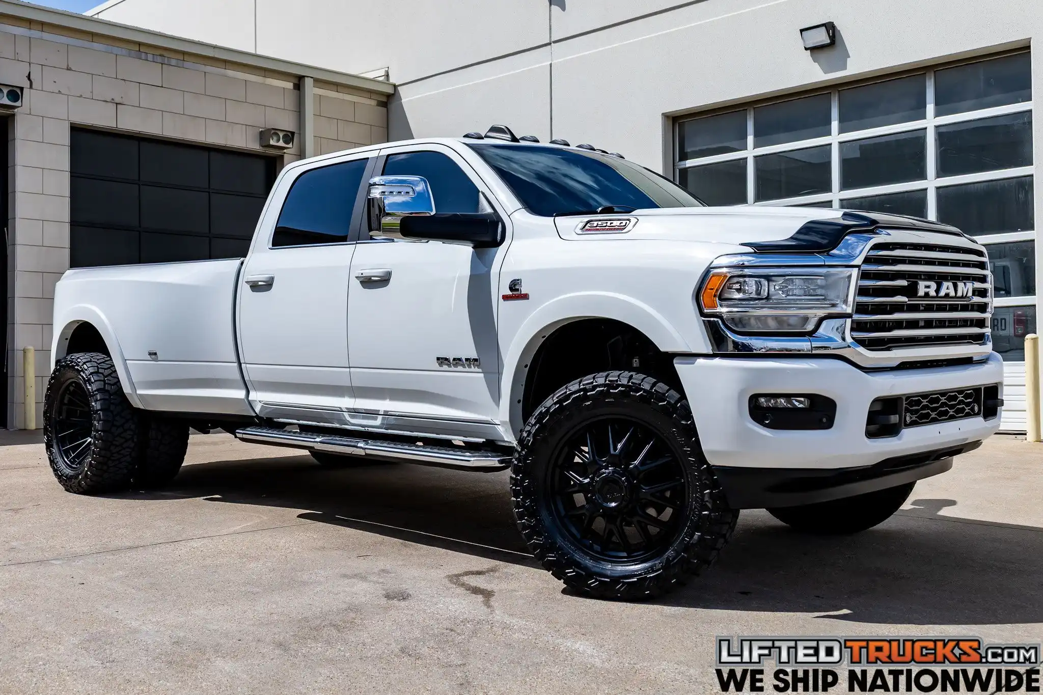 2023 RAM 3500 Longhorn 4X4 Crew Cab LWB's photo