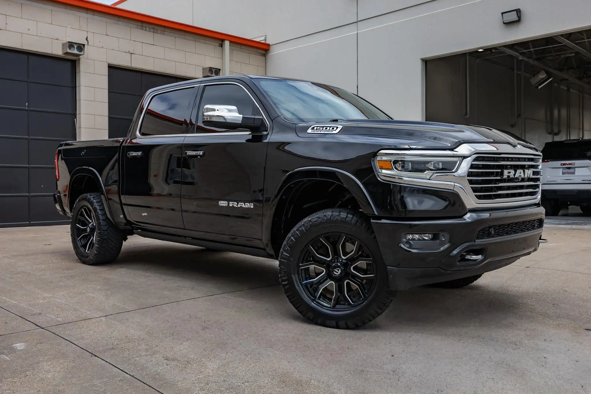 2021 RAM 1500 Longhorn 4x4 Crew Cab 5'7's photo