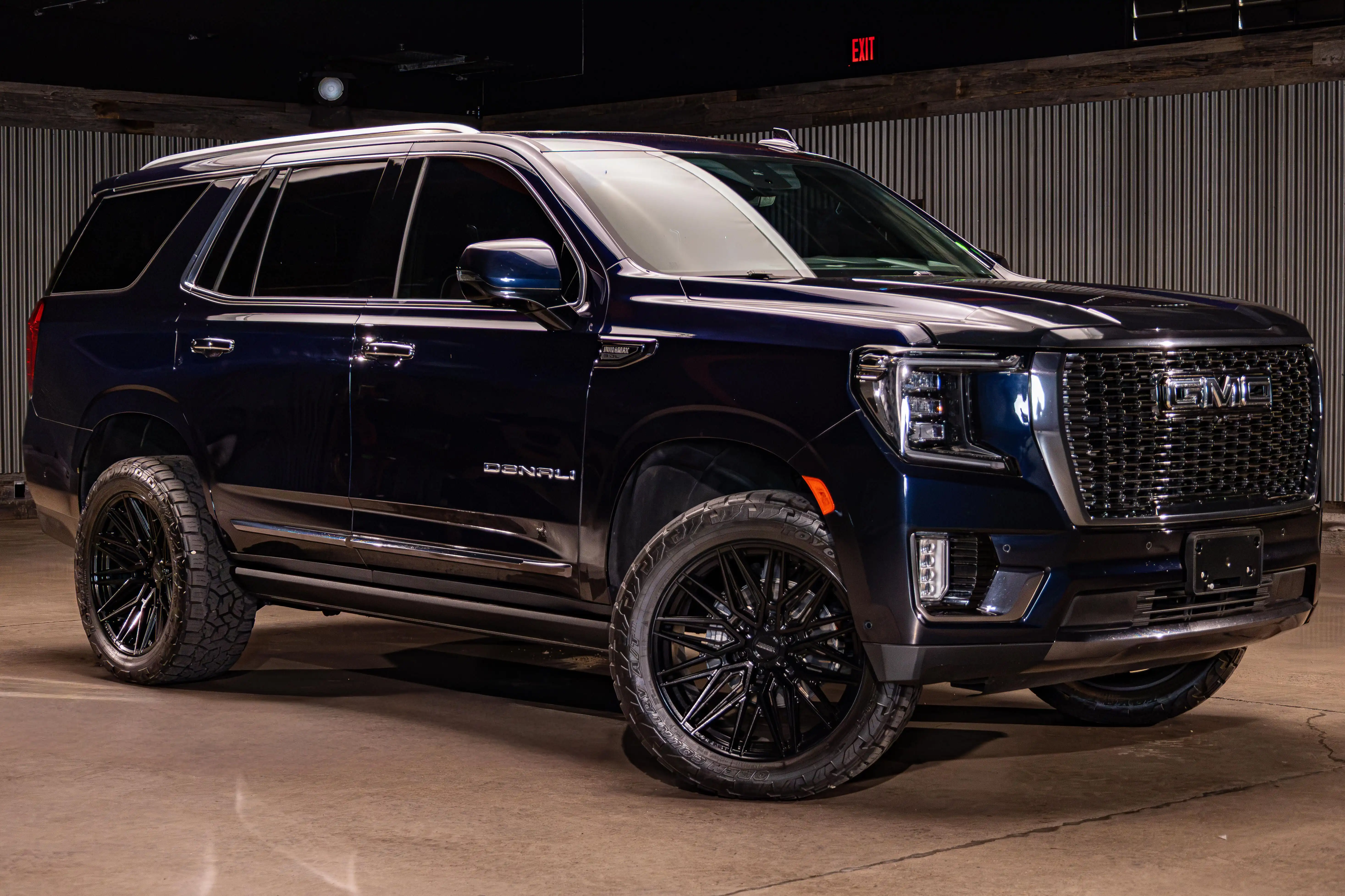 2024 GMC Yukon Denali Ultimate's photo