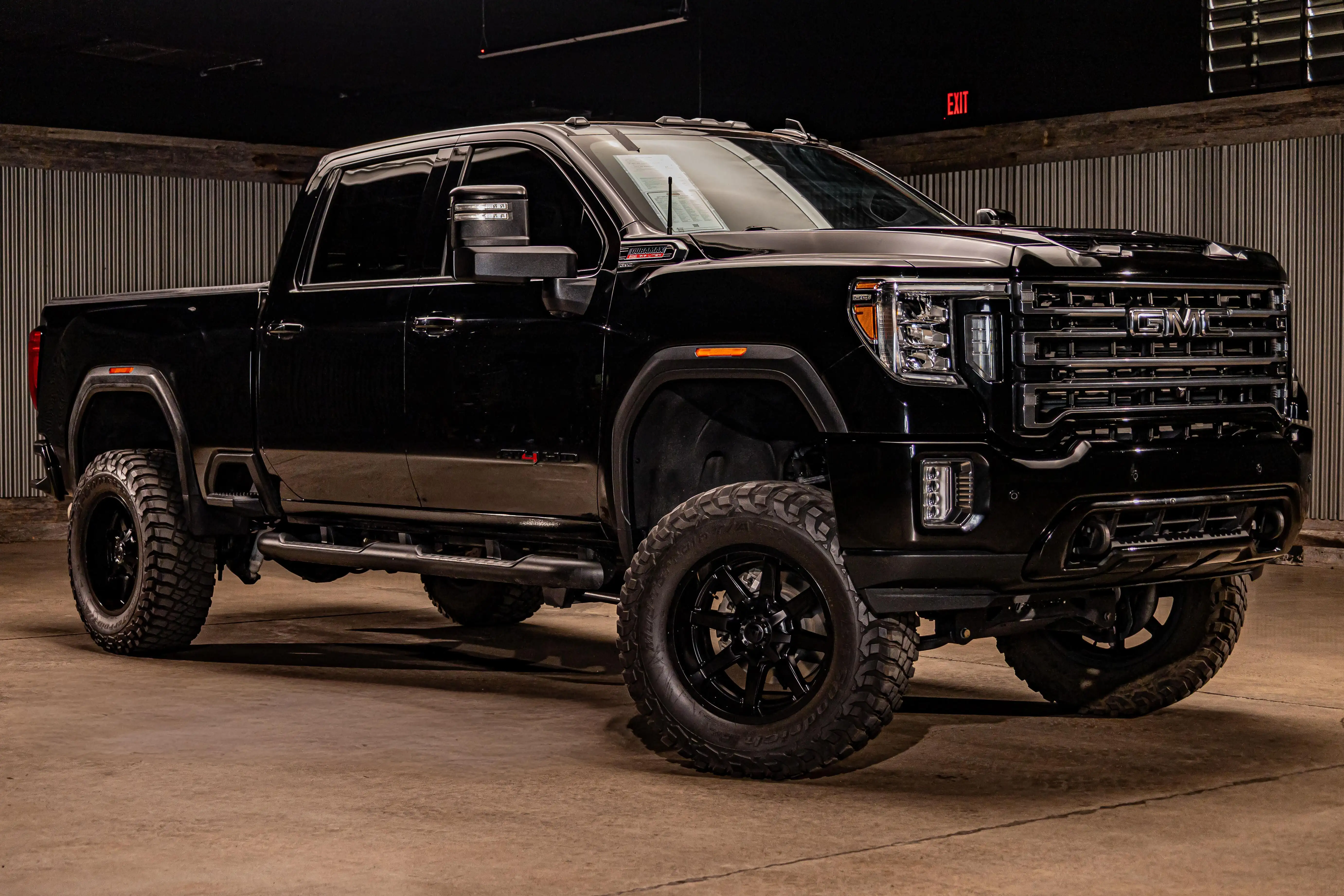 2021 GMC Sierra 4WD Crew Cab Standard Box AT4's photo