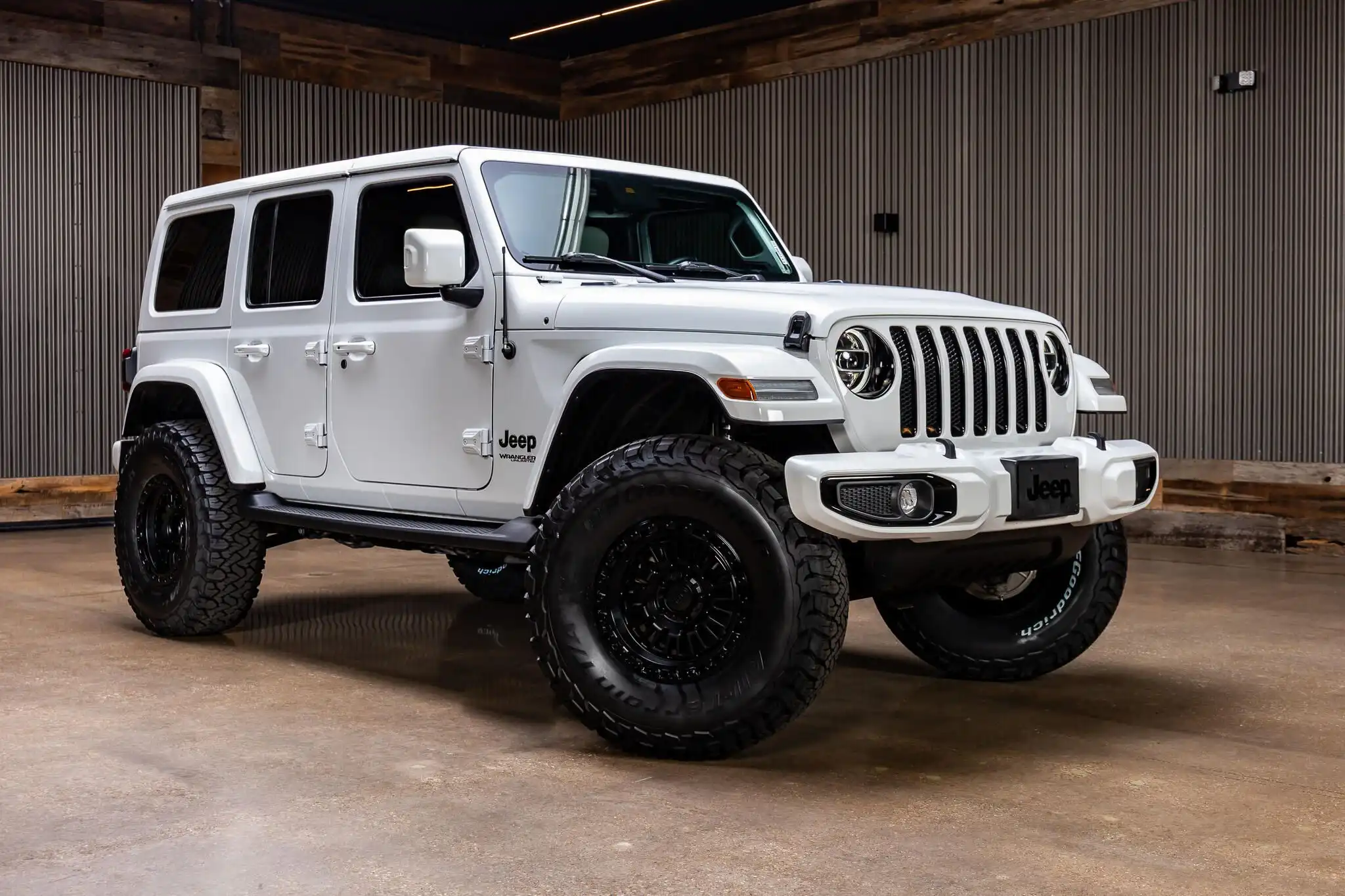 2022 Jeep Wrangler High Altitude's photo