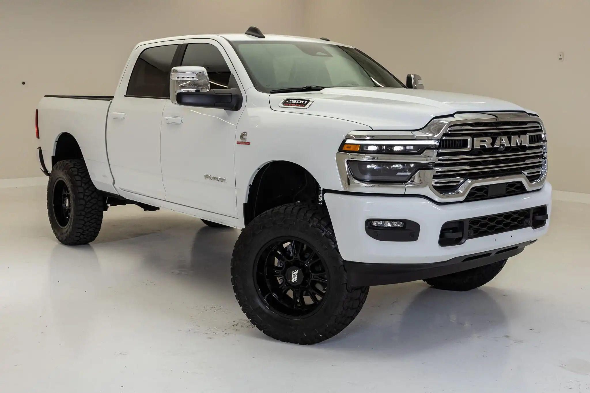 2026 RAM 2500 Laramie 4X4 Crew Cab SWB's photo