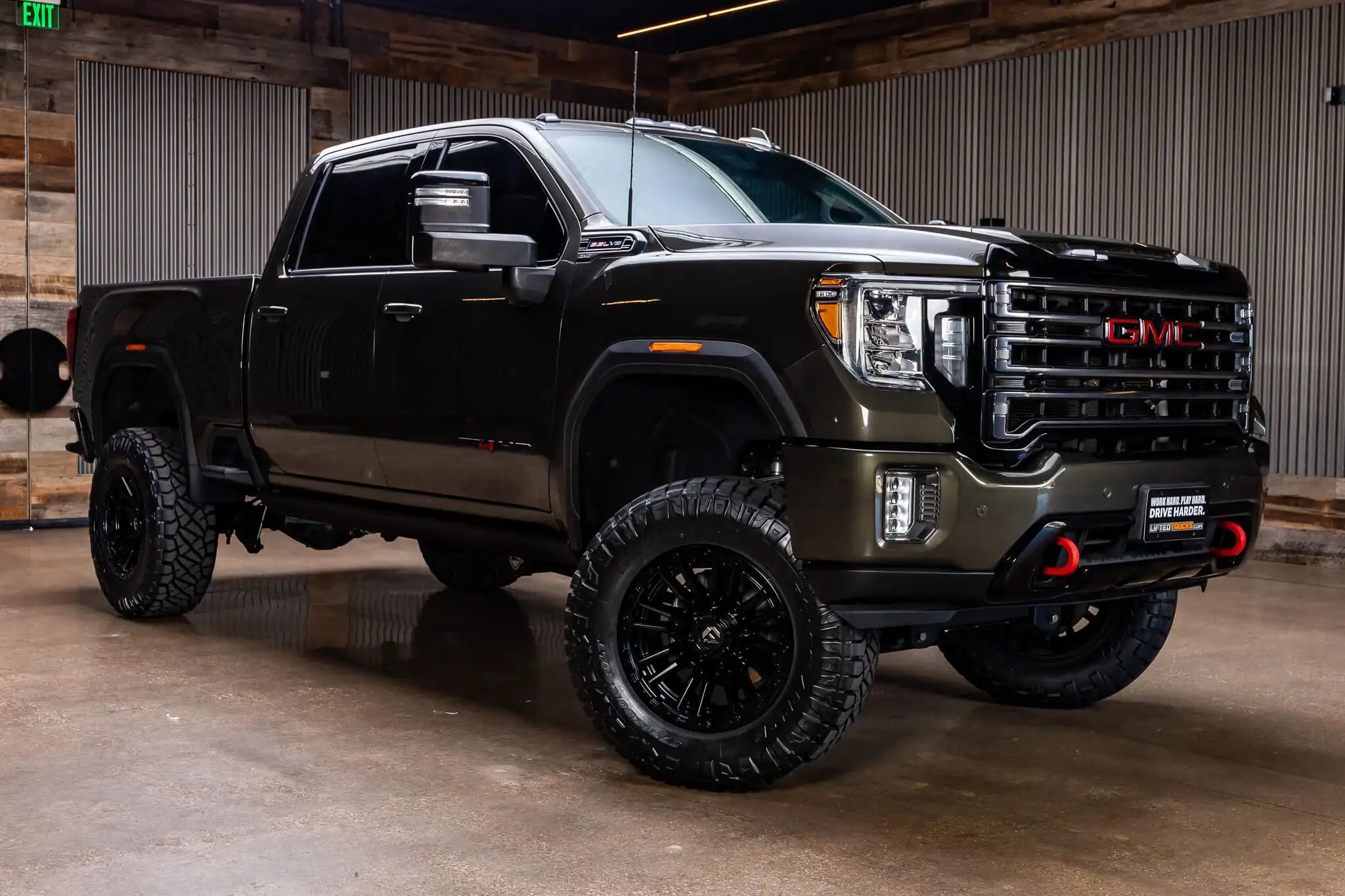 2022 GMC Sierra 4WD Crew Cab Standard Box AT4's photo