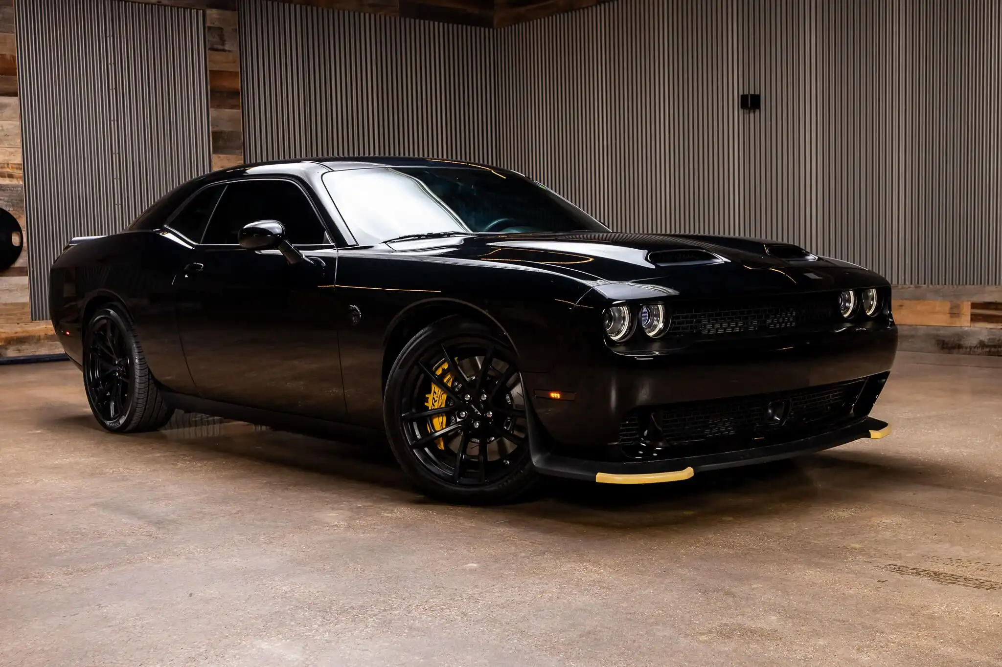 2023 Dodge Challenger SRT Hellcat Auto Jailbreak's photo