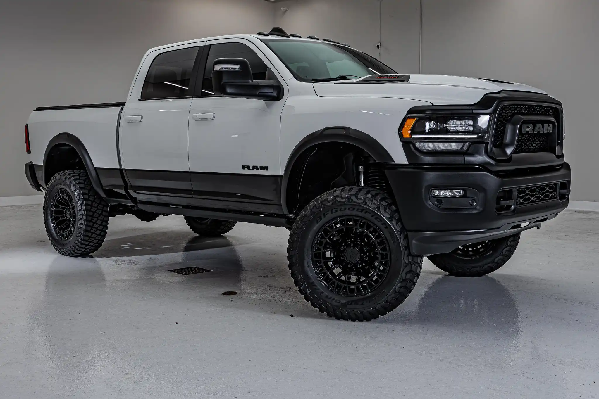 2024 RAM 2500 Rebel 4WD Crew Cab SWB's photo