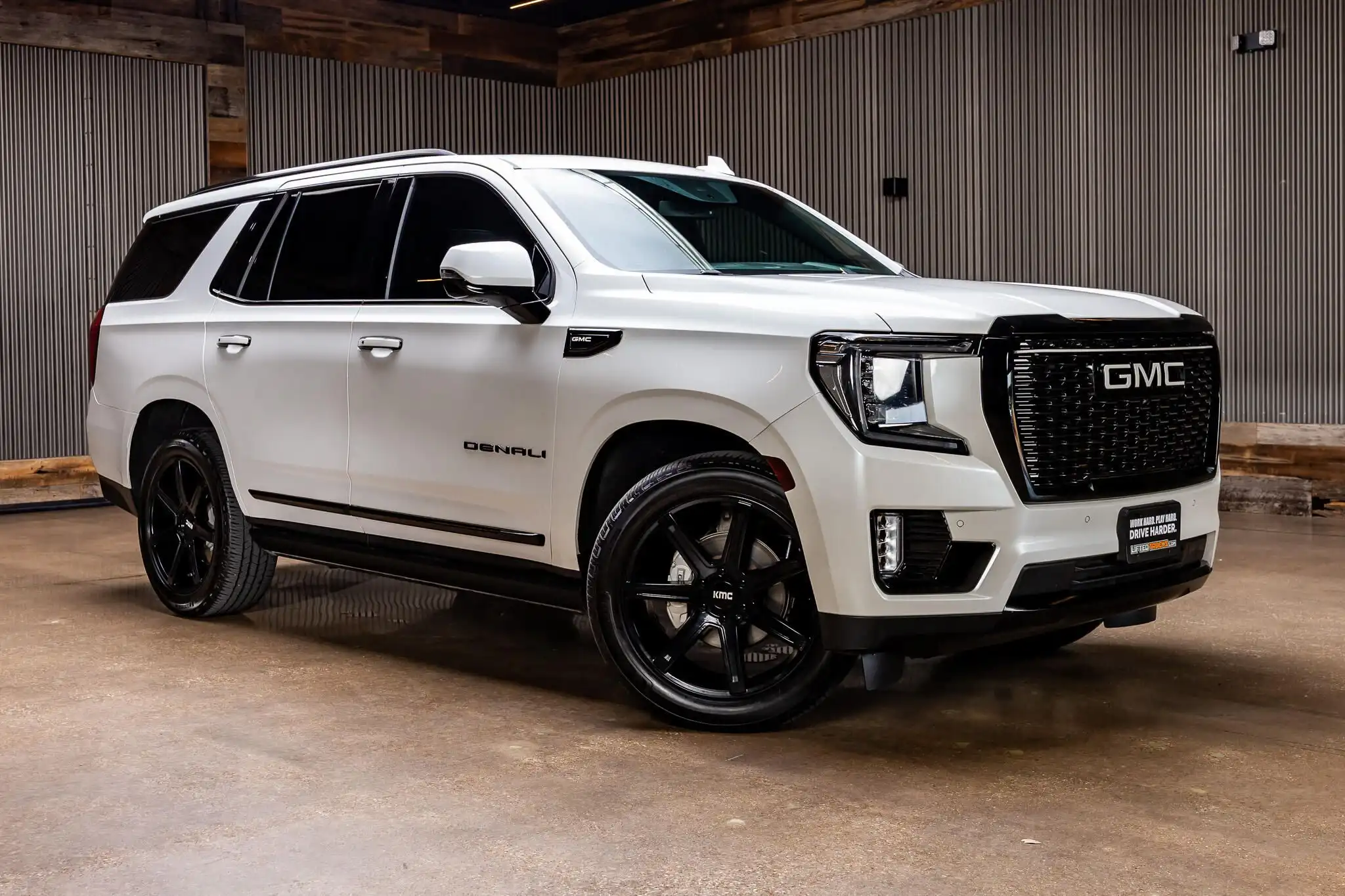 2023 GMC Yukon Denali 4WD's photo