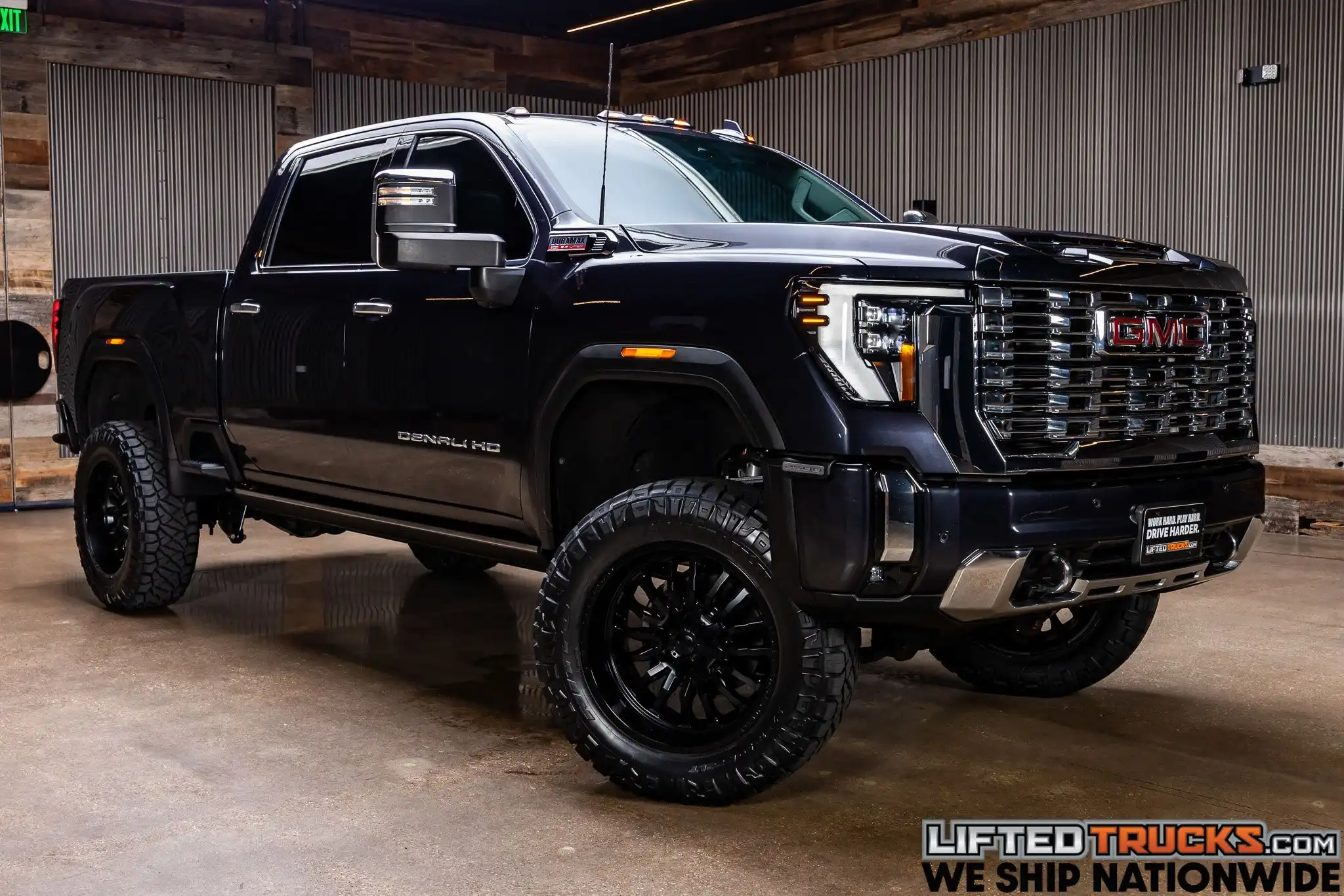 2024 GMC Sierra Denali 4WD Crew Cab Standard Box's photo