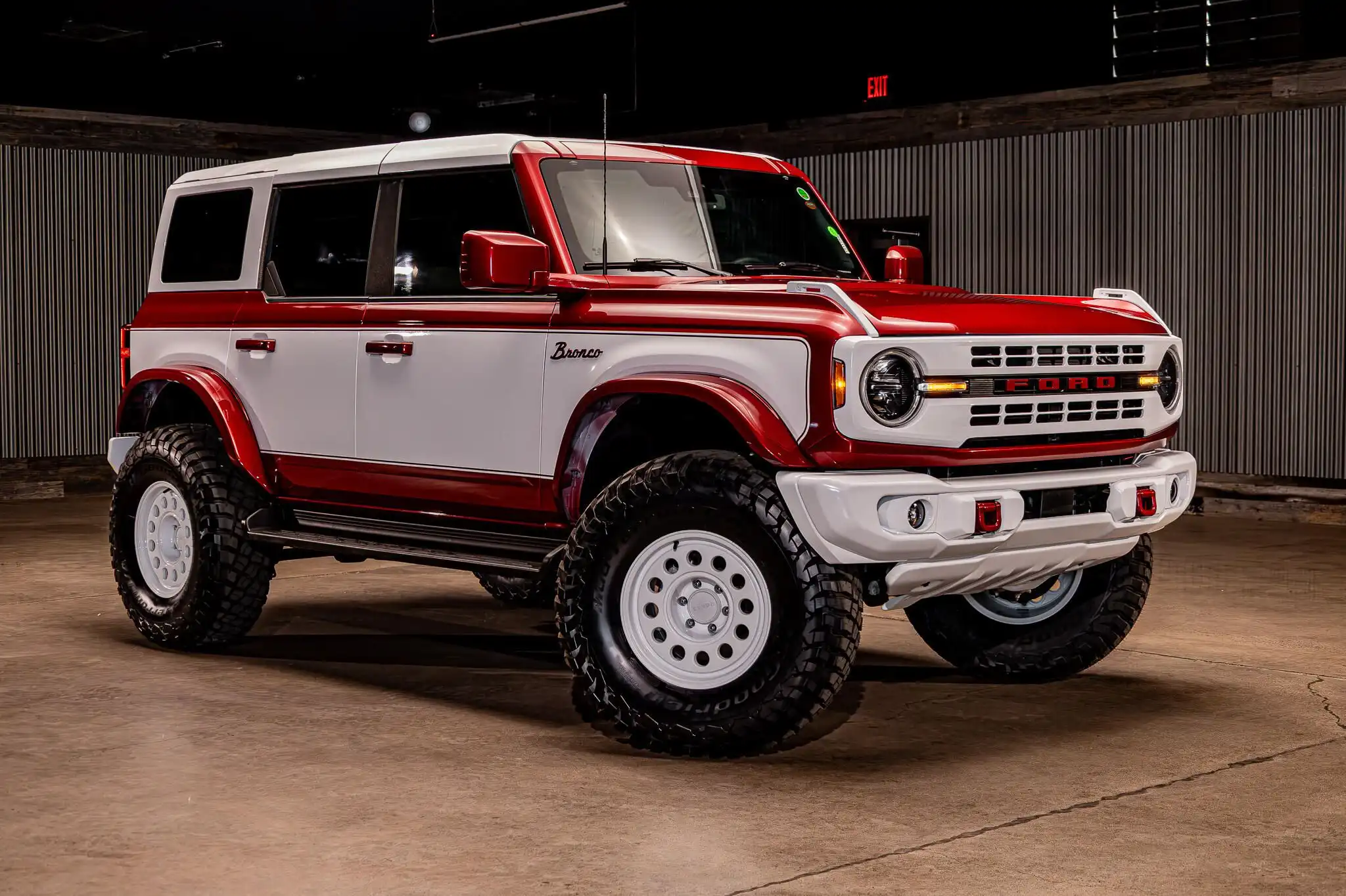 2025 Ford Bronco Heritage Edition 4WD's photo