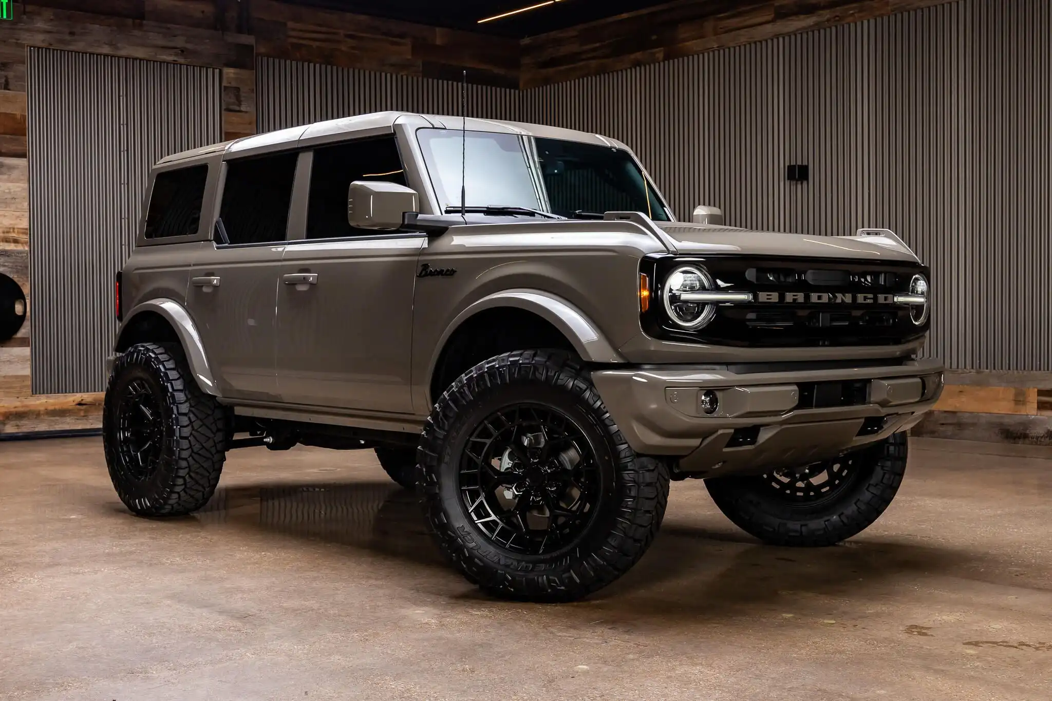 2026 Ford Bronco Outer Banks 4x4's photo