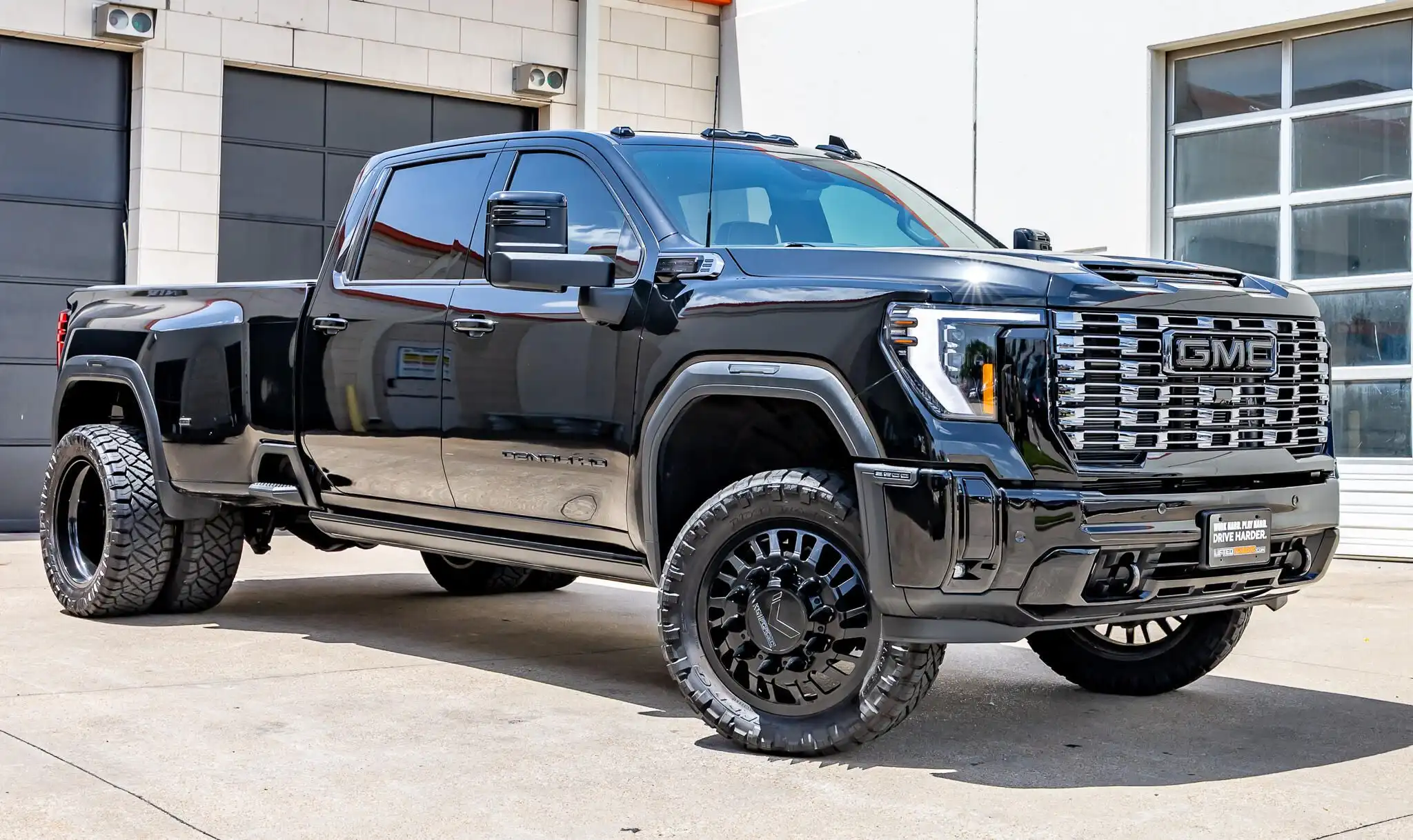 2026 GMC Sierra 4WD Crew Cab Long Box Denali Ultimate's photo