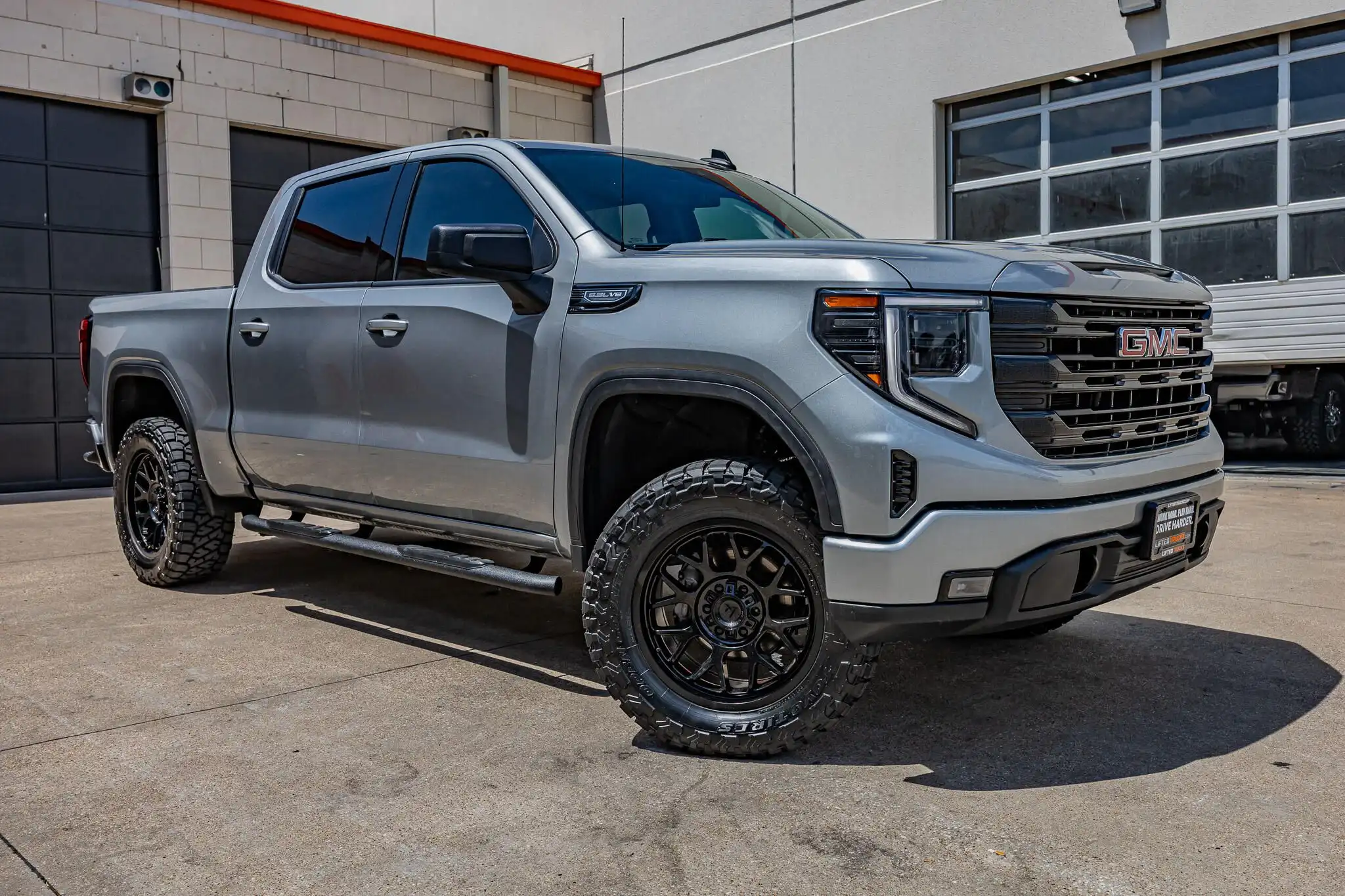 2024 GMC Sierra 4WD Crew Cab Standard Box Elevation's photo