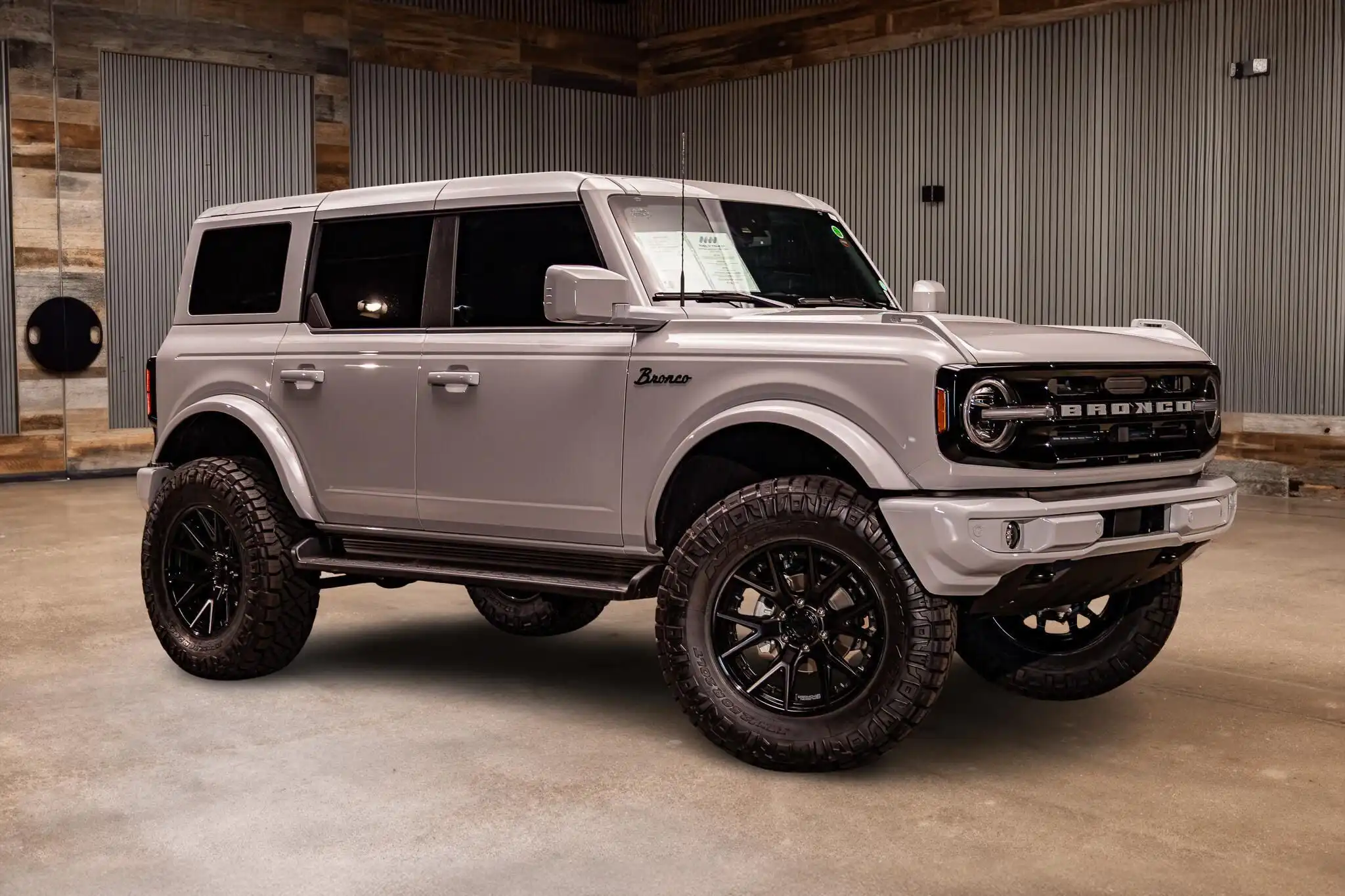 2026 Ford Bronco Outer Banks 4WD's photo