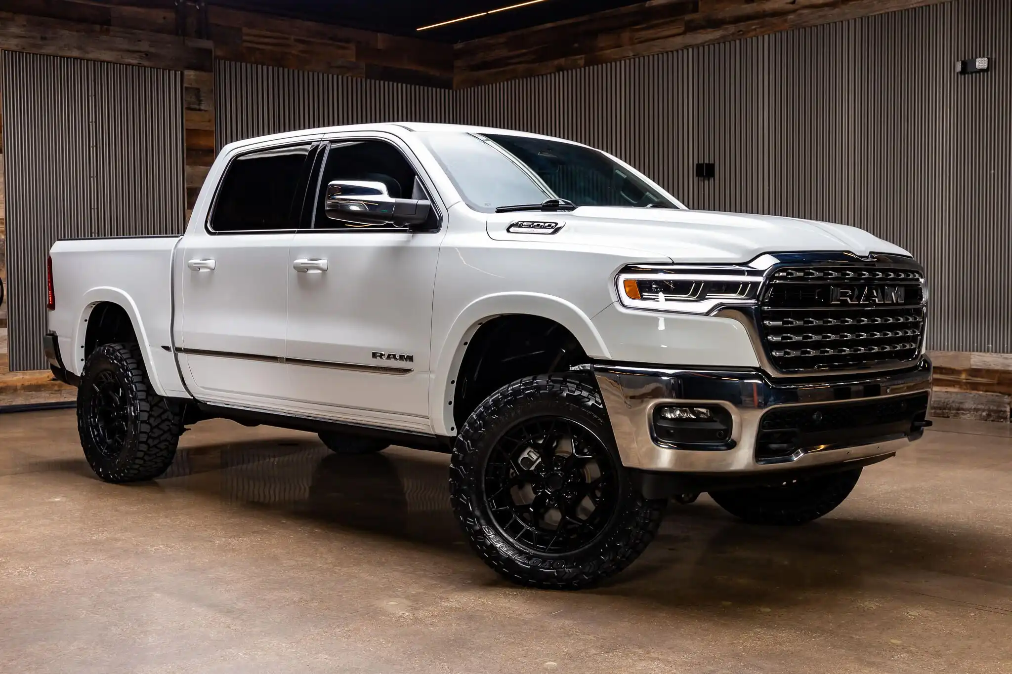 2026 RAM 1500 Limited 4WD Crew Cab 5'7's photo