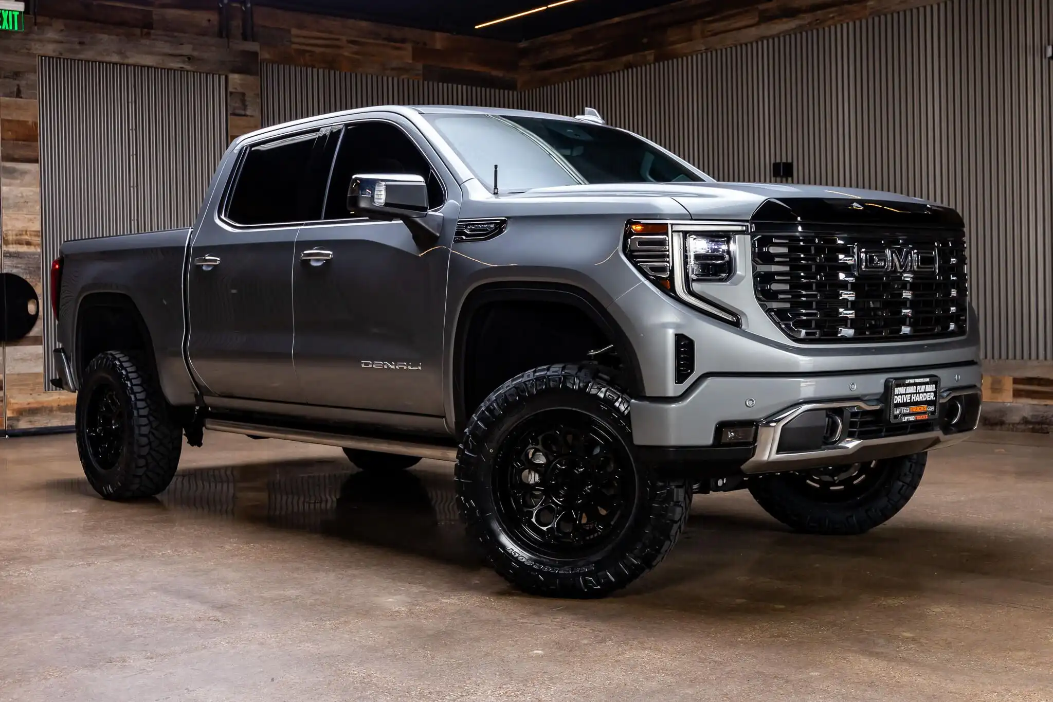 2025 GMC Sierra 4WD Crew Cab Short Box Denali Ultimate's photo