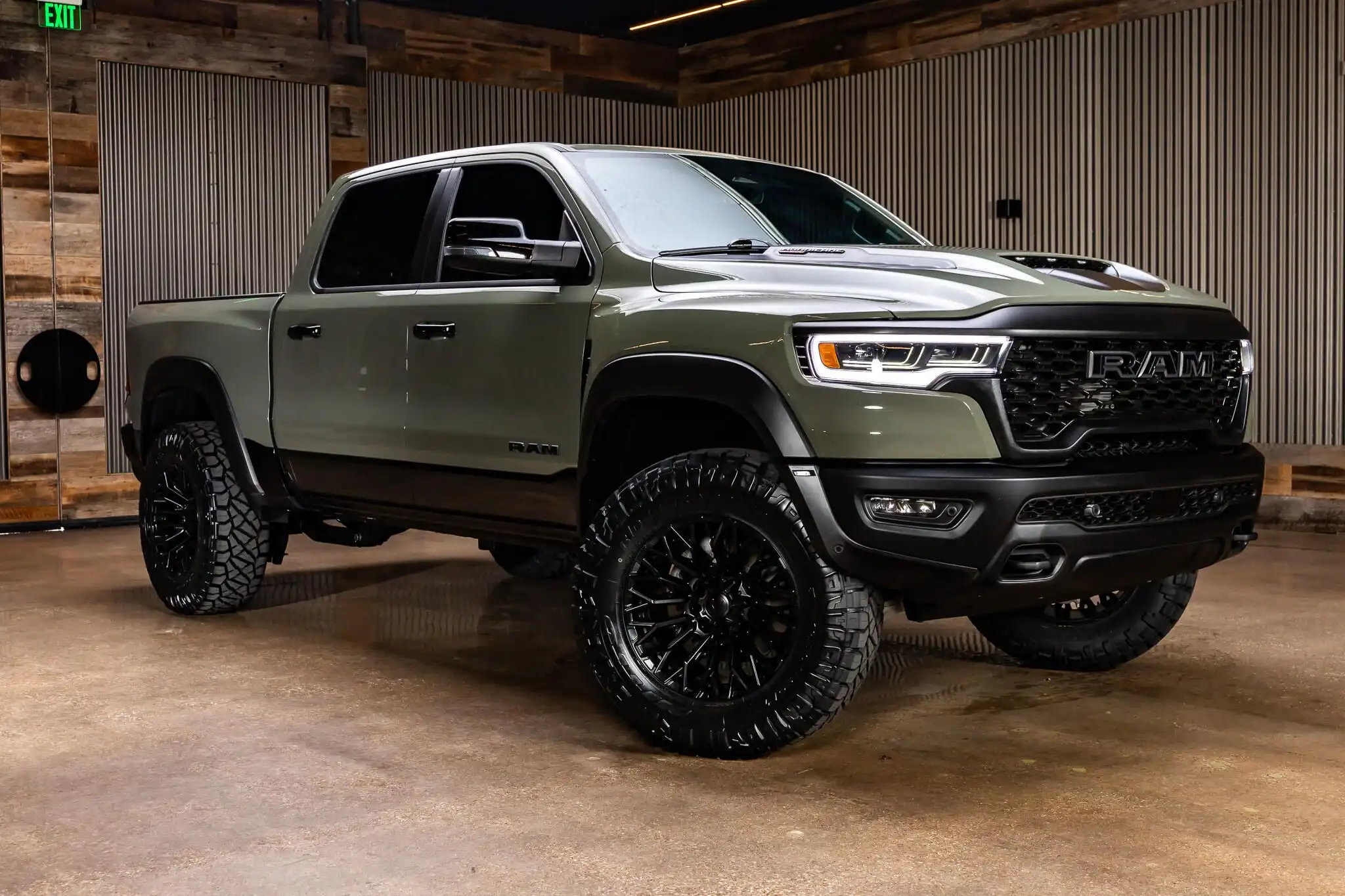 2026 RAM 1500 RHO 4x4 Crew Cab 5'7's photo