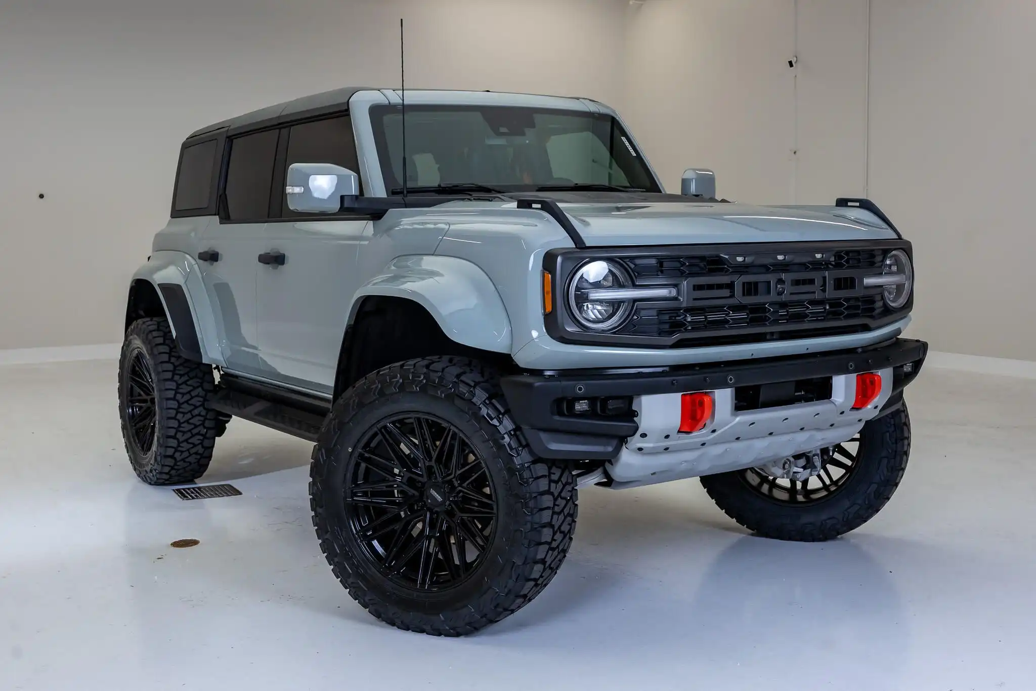 2024 Ford Bronco Raptor 4WD's photo