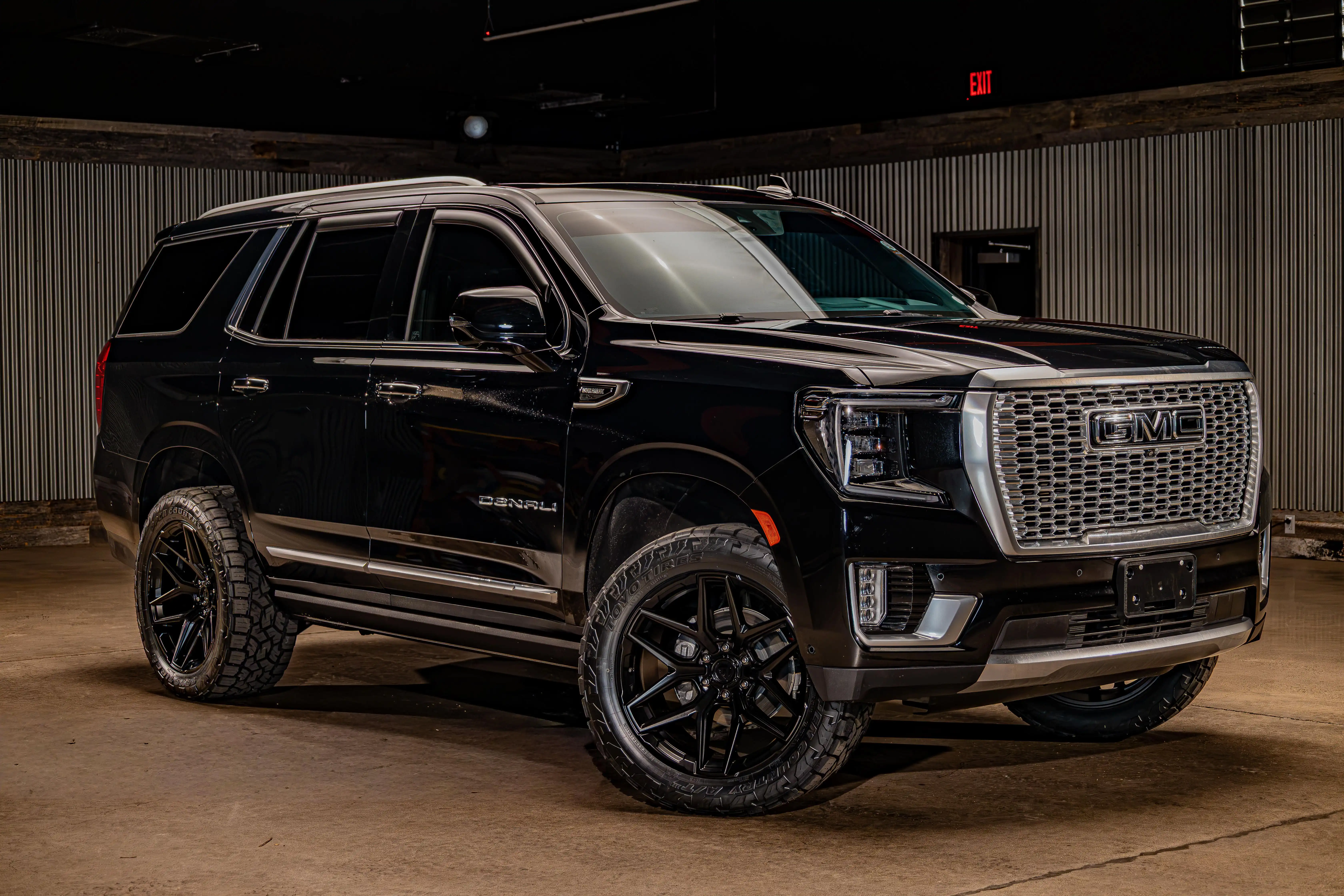 2024 GMC Yukon 4WD Denali's photo