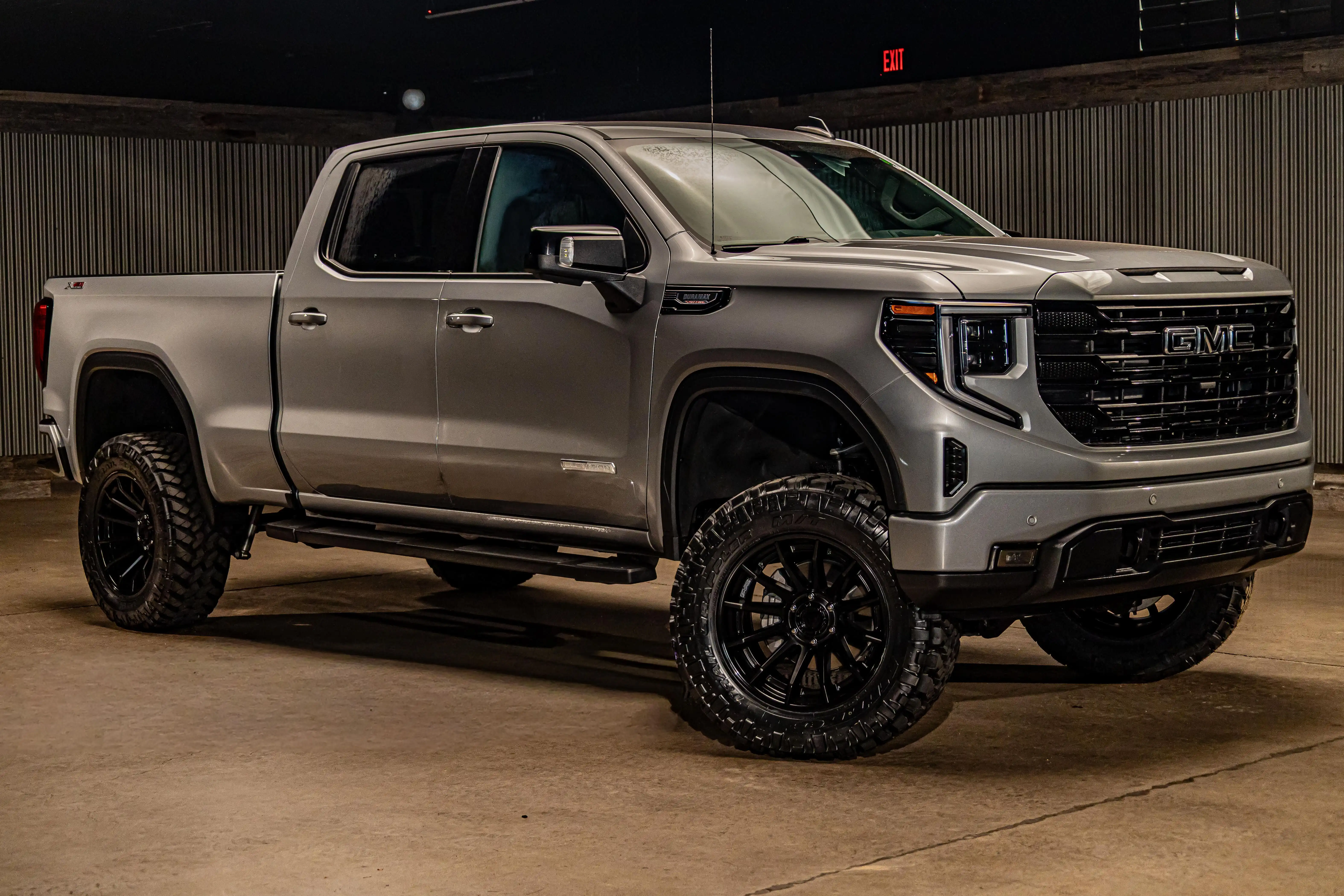 2025 GMC Sierra 4WD Crew Cab Short Box Elevation's photo