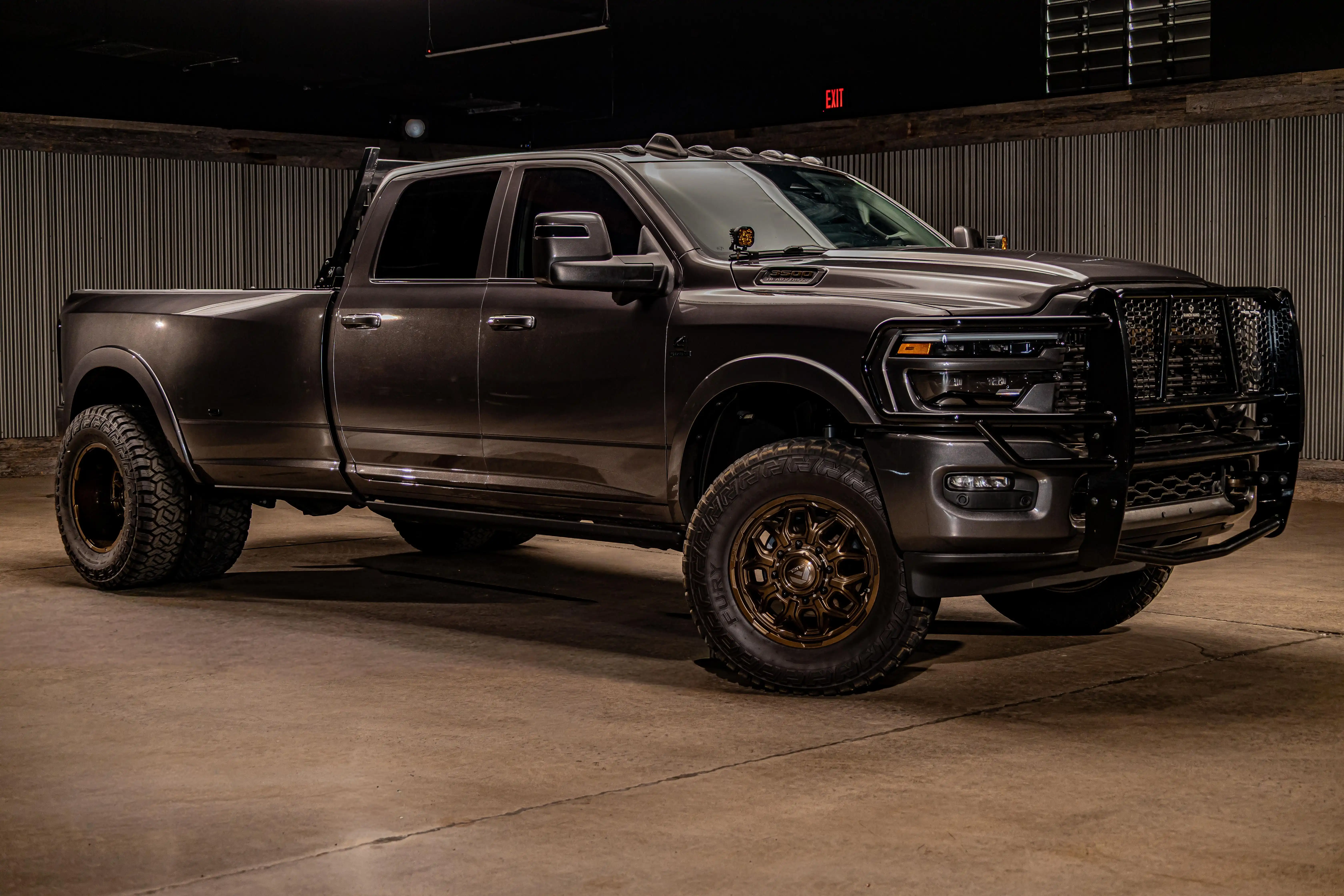 2025 RAM 3500 Limited/Longhorn 4X4 Crew Cab LWB's photo