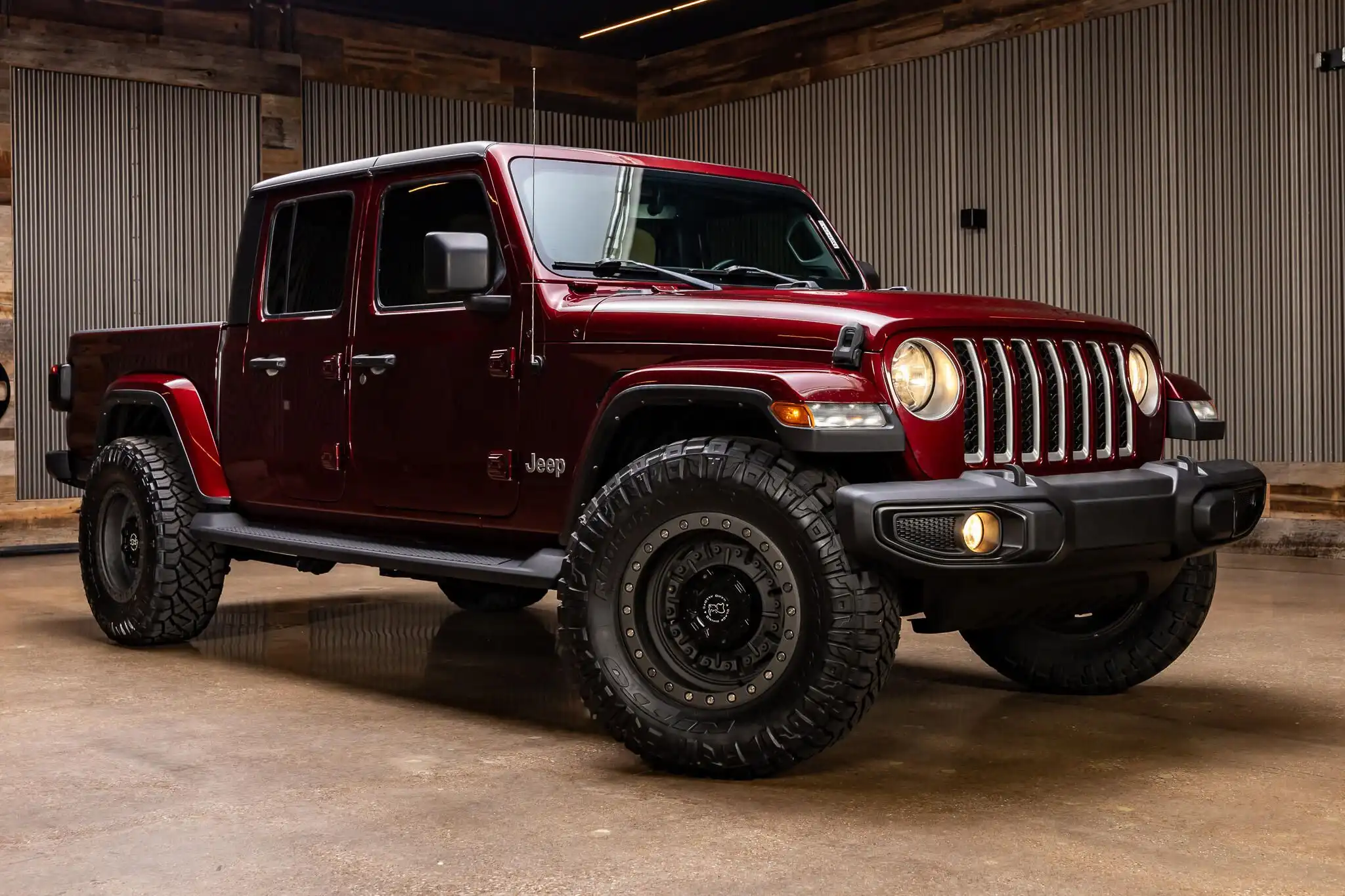 2021 Jeep Gladiator Overland's photo