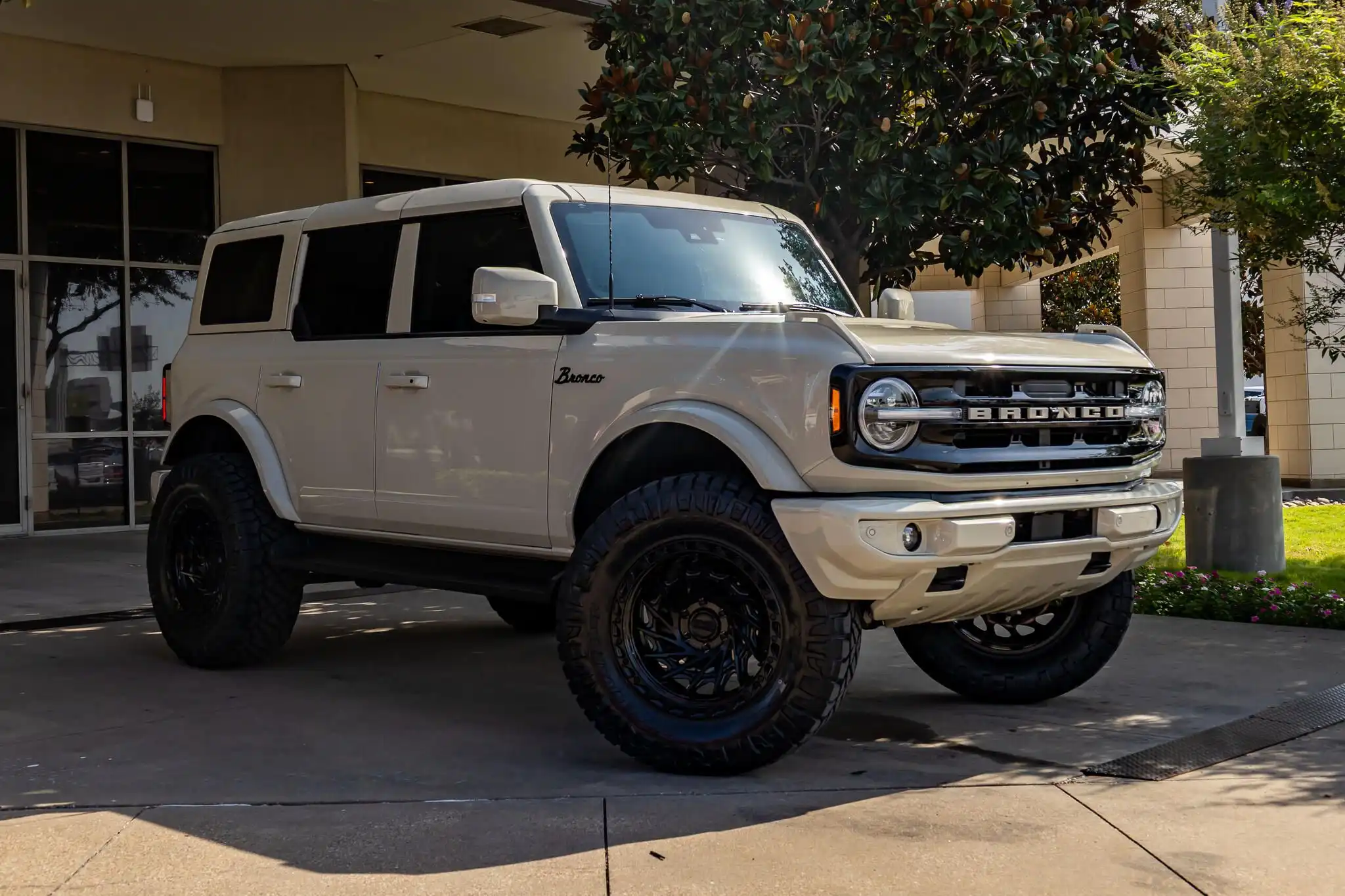 2025 Ford Bronco Outer Banks 4x4's photo