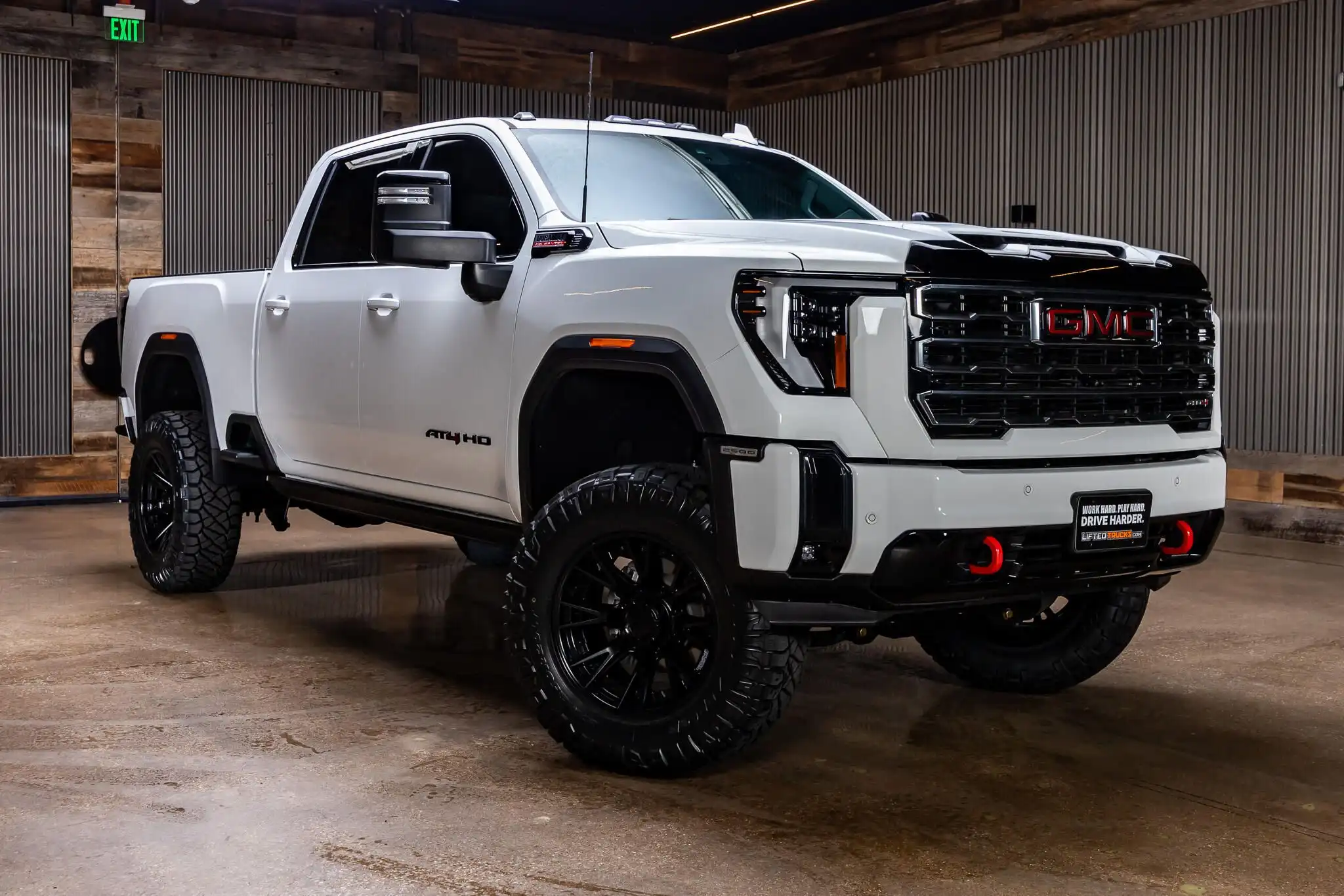 2025 GMC Sierra 4WD Crew Cab Standard Box AT4's photo