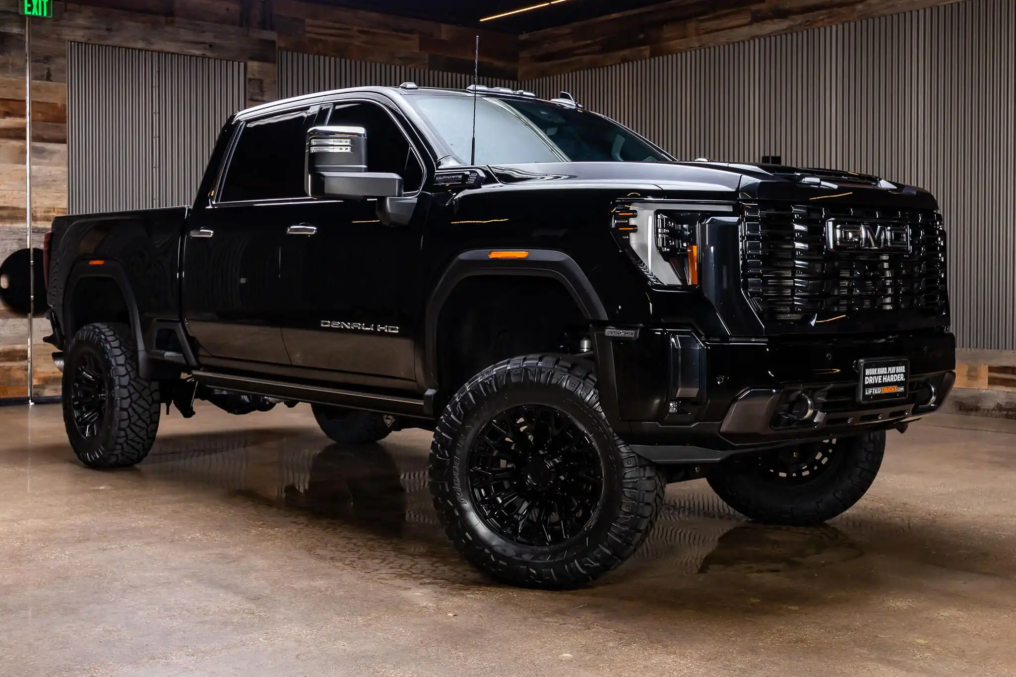 2024 GMC Sierra 4WD Crew Cab Standard Box Denali Ultimat's photo