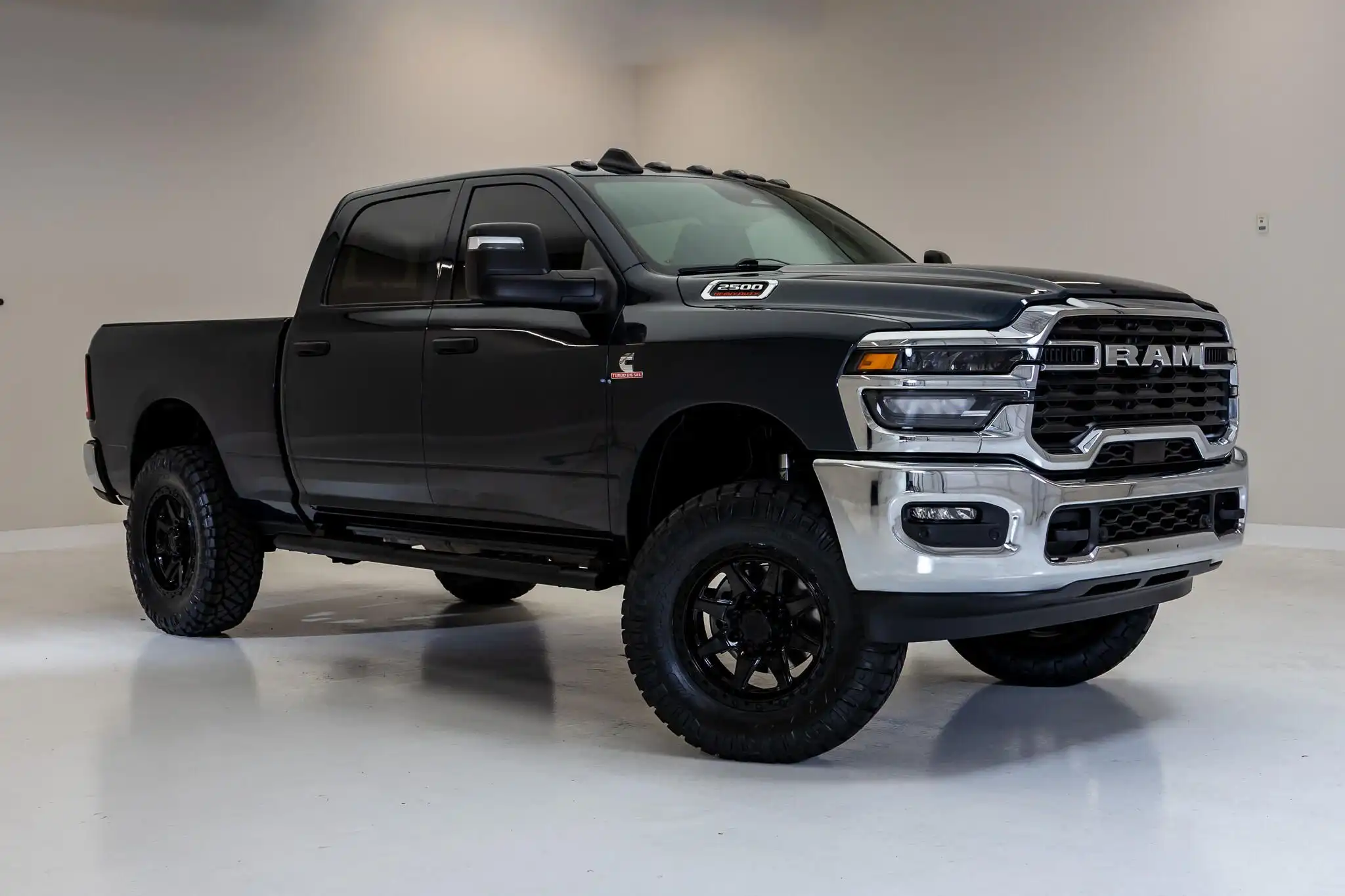2025 RAM 2500 Tradesman 4X4 Crew Cab SWB's photo