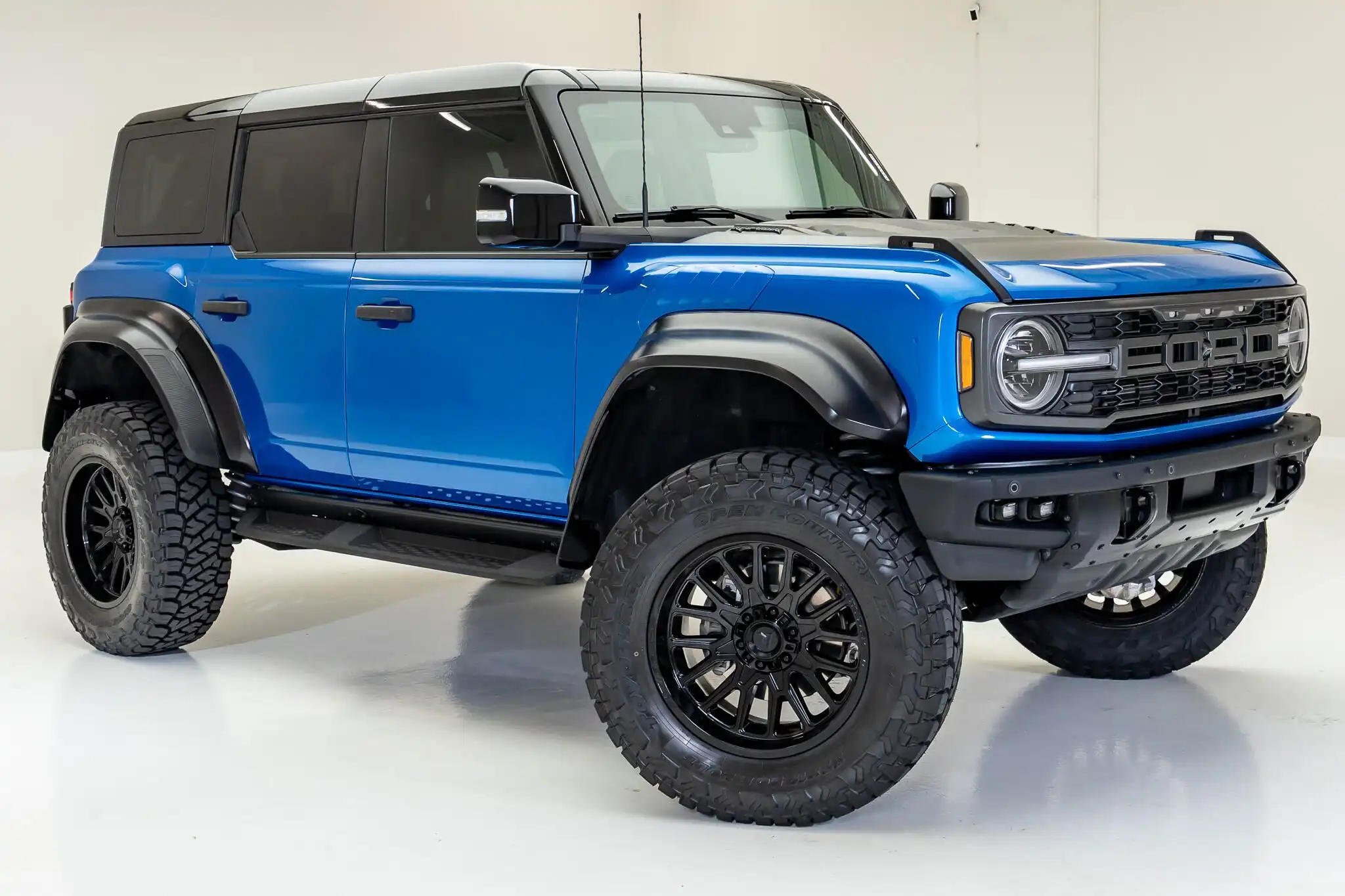 2024 Ford Bronco Raptor 4WD's photo