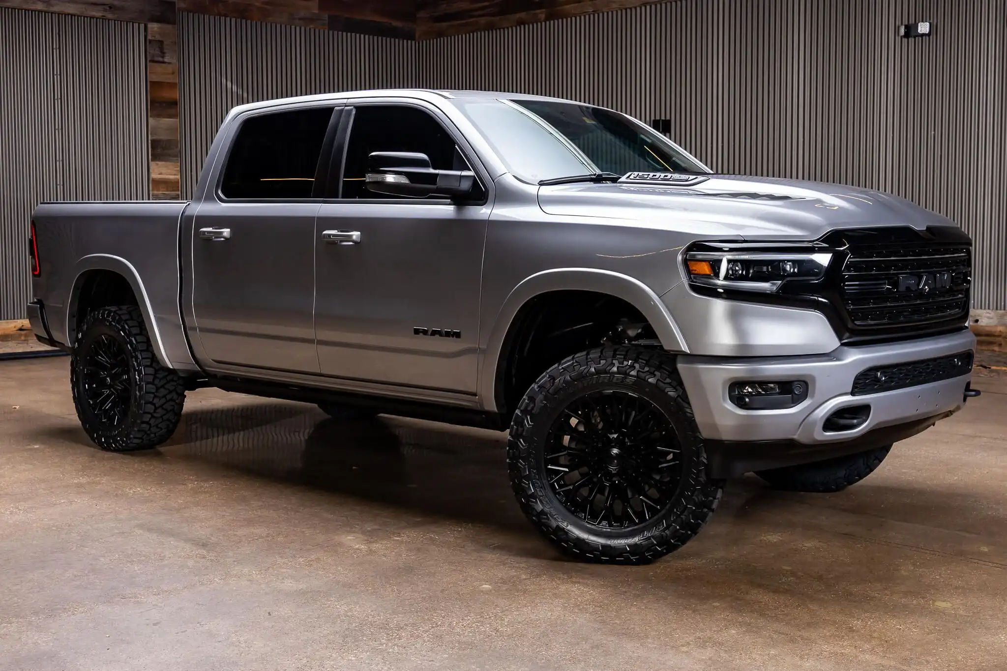 2021 RAM 1500 Limited 4WD Crew Cab 5'7's photo