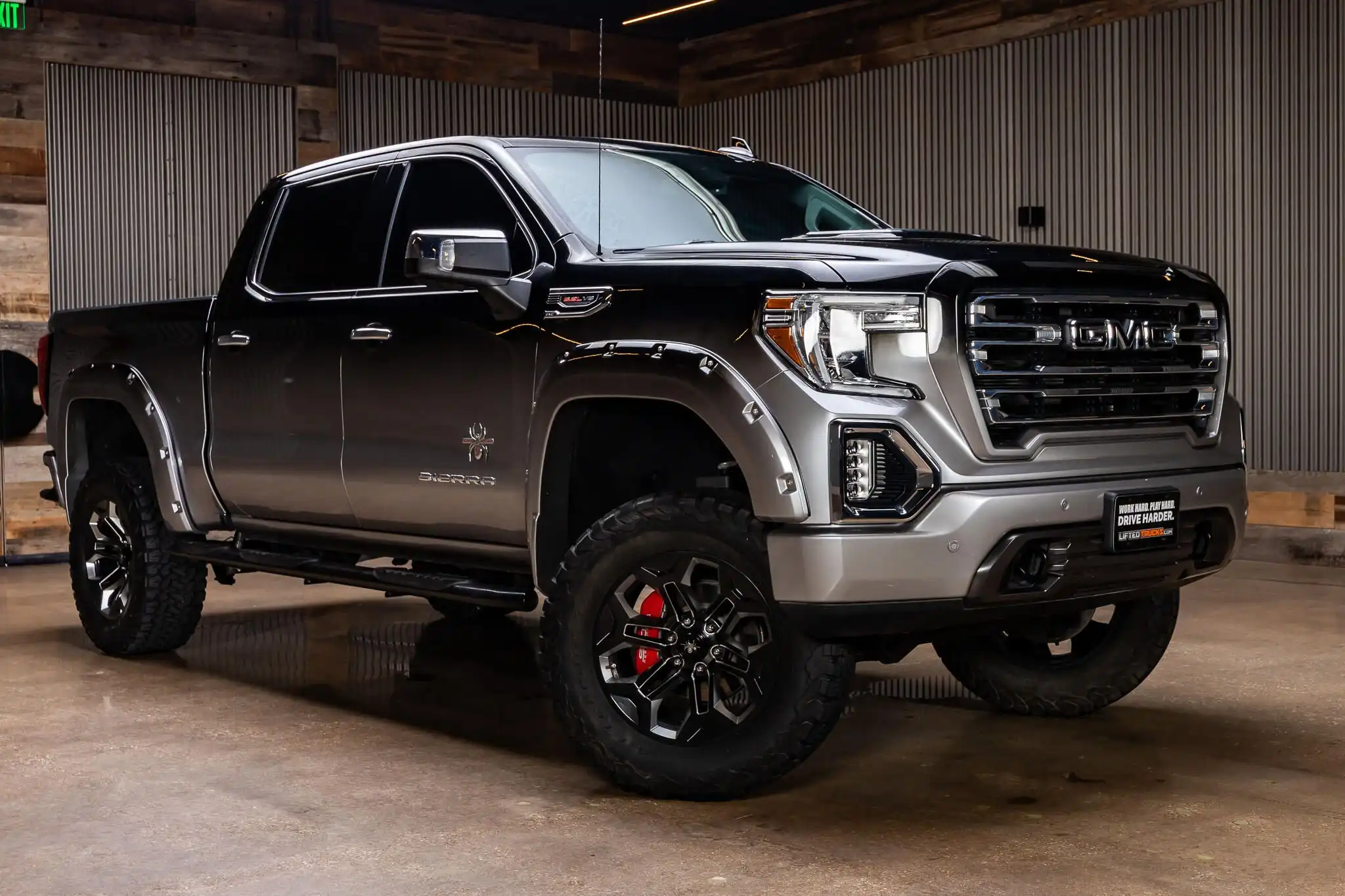 2020 GMC Sierra 4WD Crew Cab Short Box SLT's photo