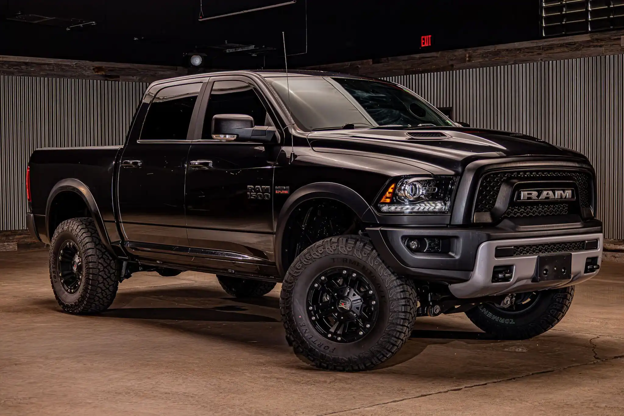 2017 RAM 1500 Rebel 4x4 Crew Cab 5'7's photo