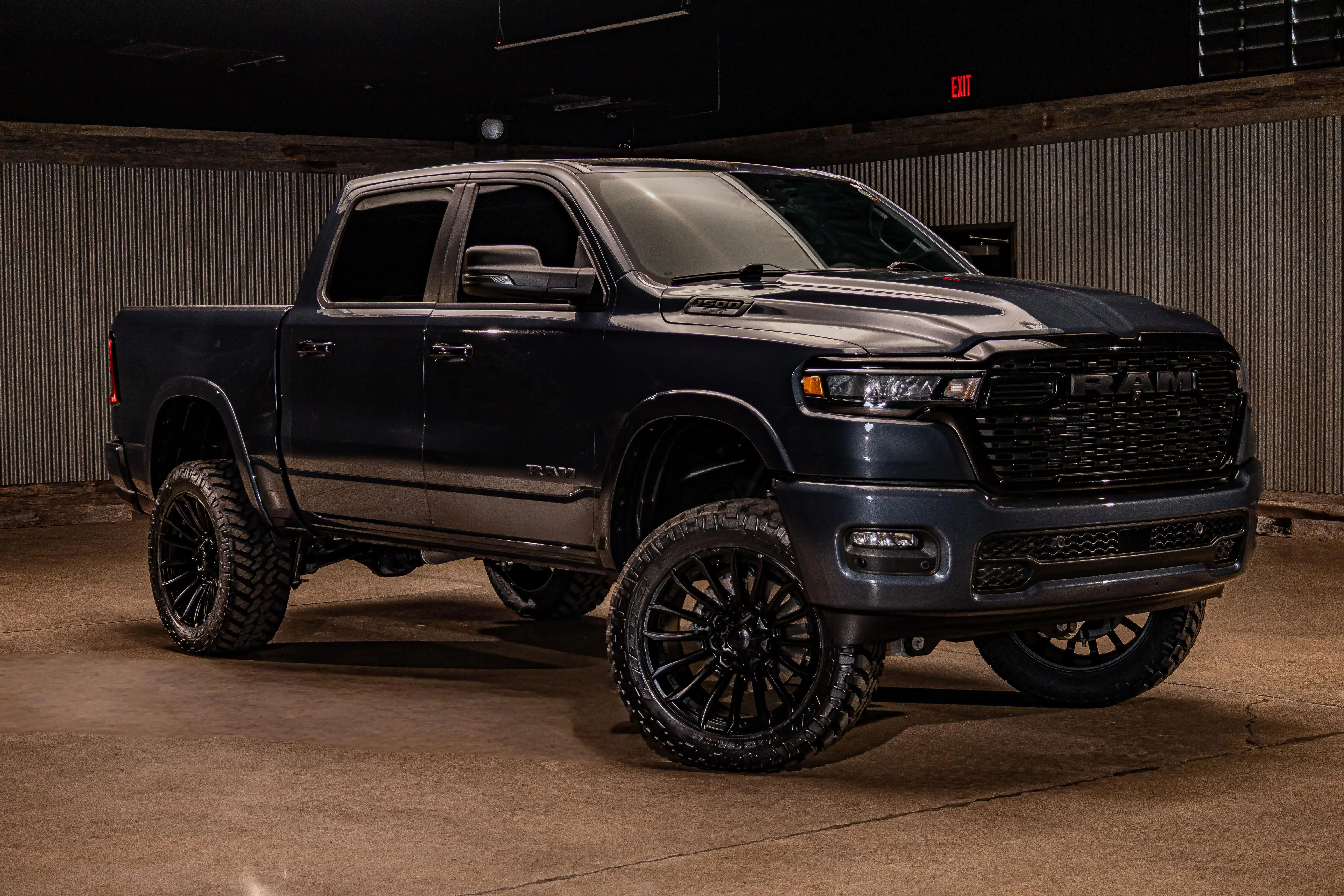 2025 RAM 1500 Big Horn/Lone Star 4x4 Crew Cab 5'7's photo