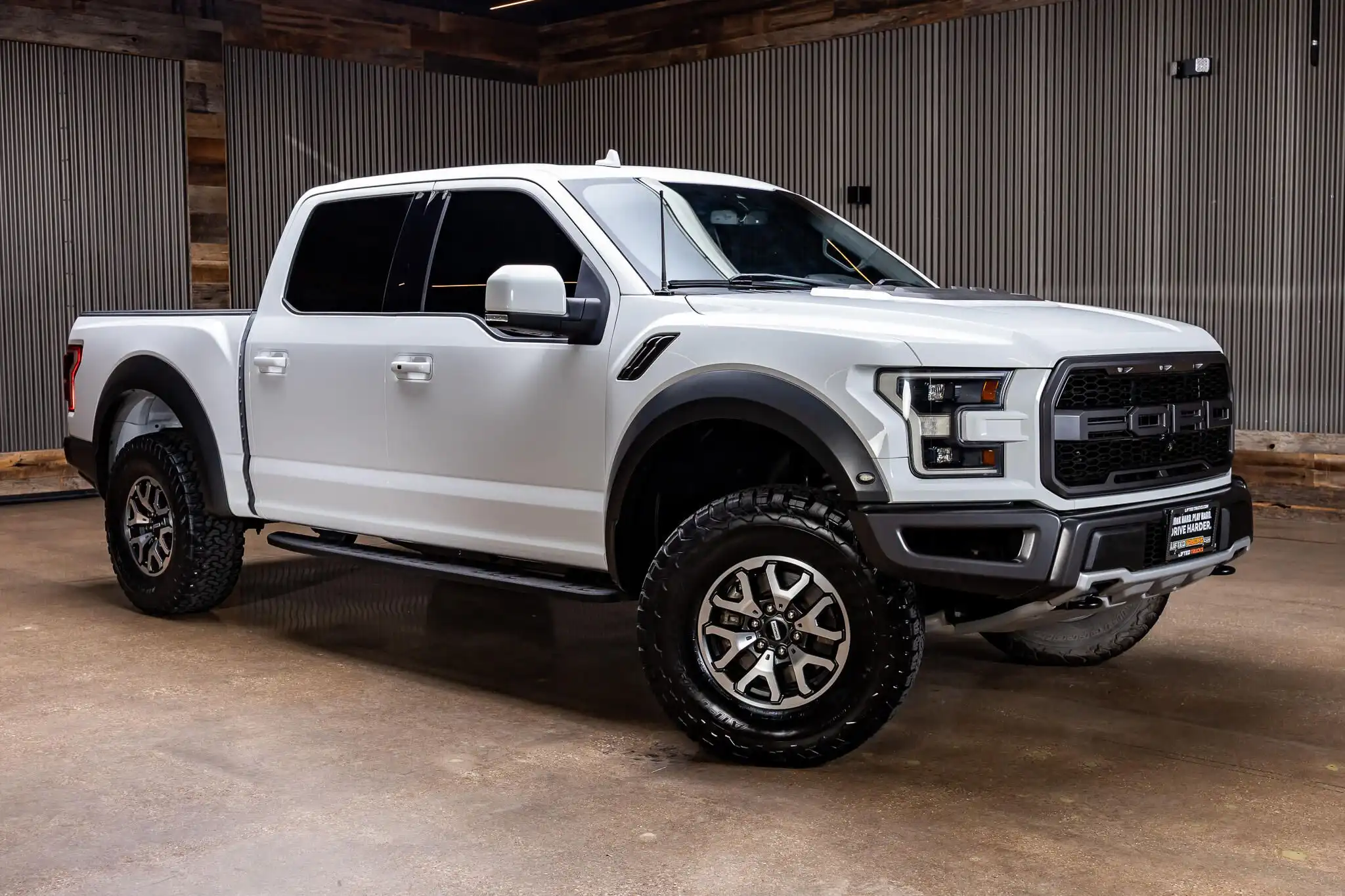 2019 Ford F-150 Raptor 4WD SuperCrew 5-1/2' Box's photo