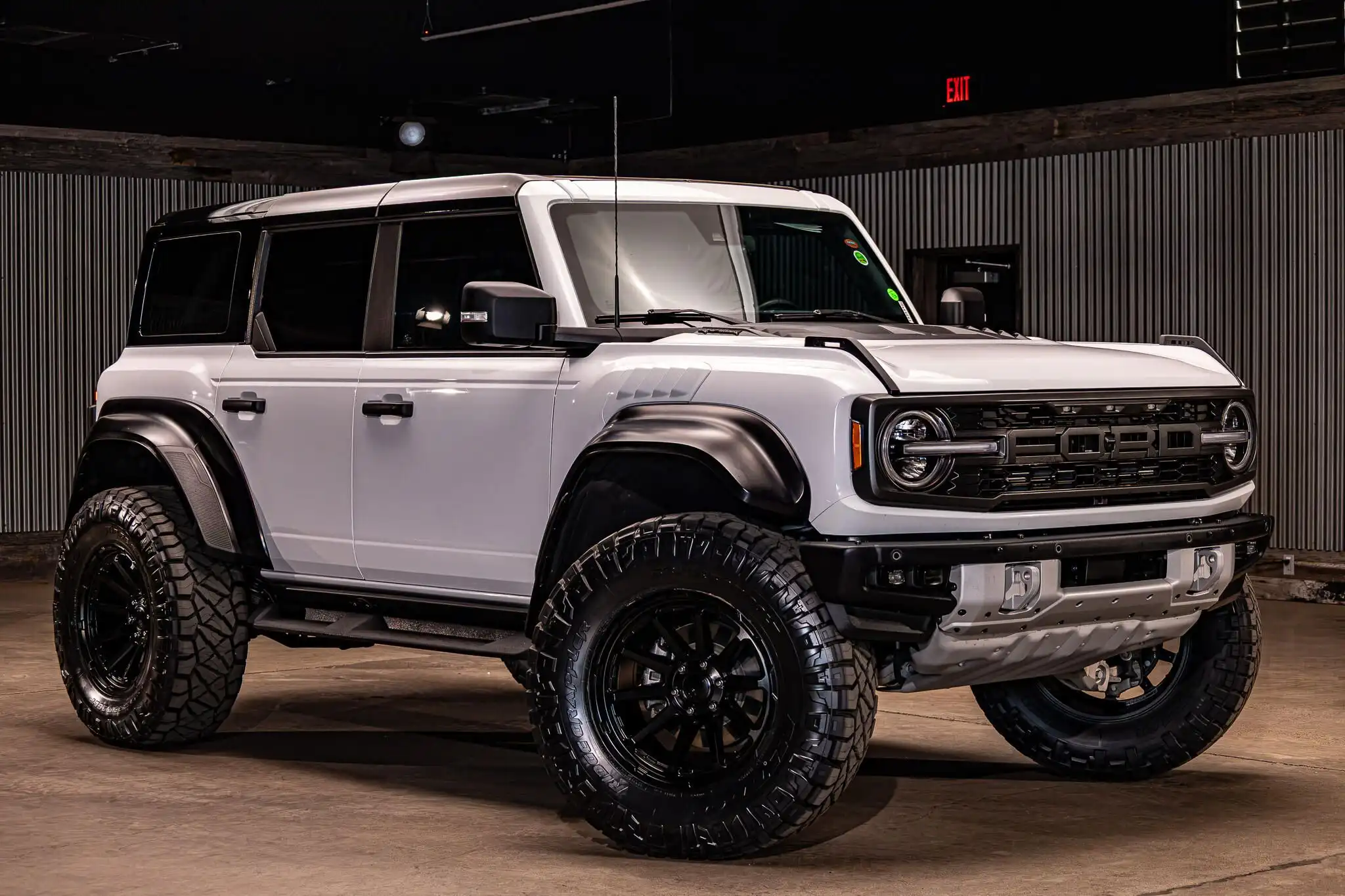 2024 Ford Bronco Raptor 4WD's photo
