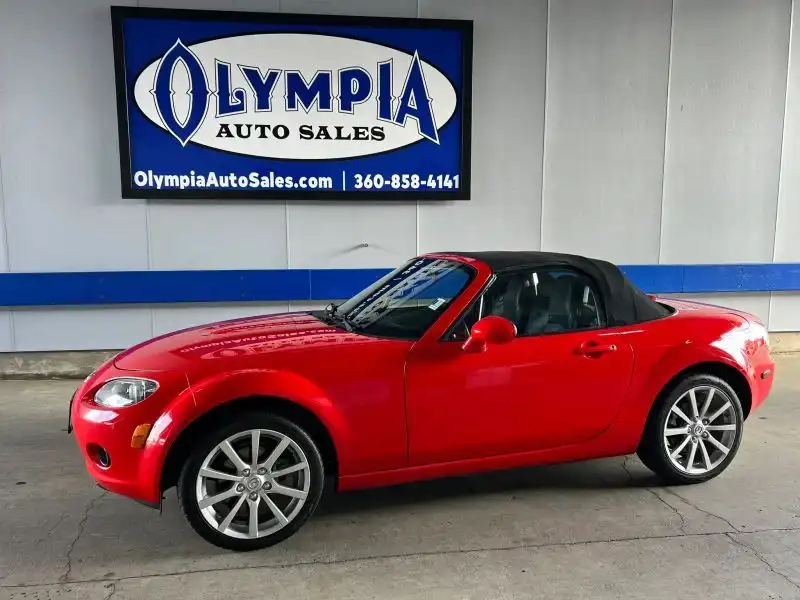 2006 Mazda MX-5 Miata Grand Touring's photo