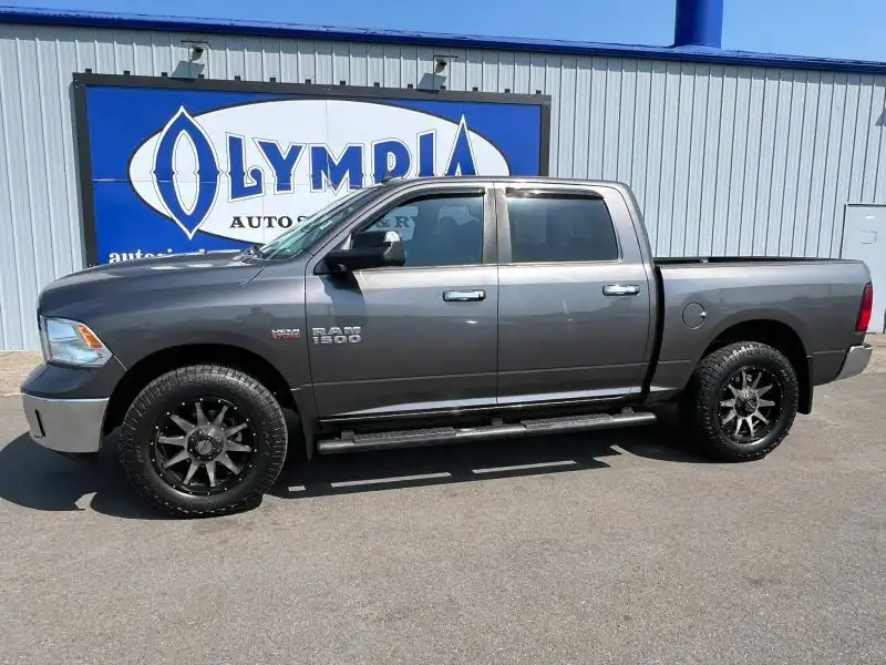 2015 RAM 1500 Big Horn/Lone Star 4x4 Crew Cab's photo