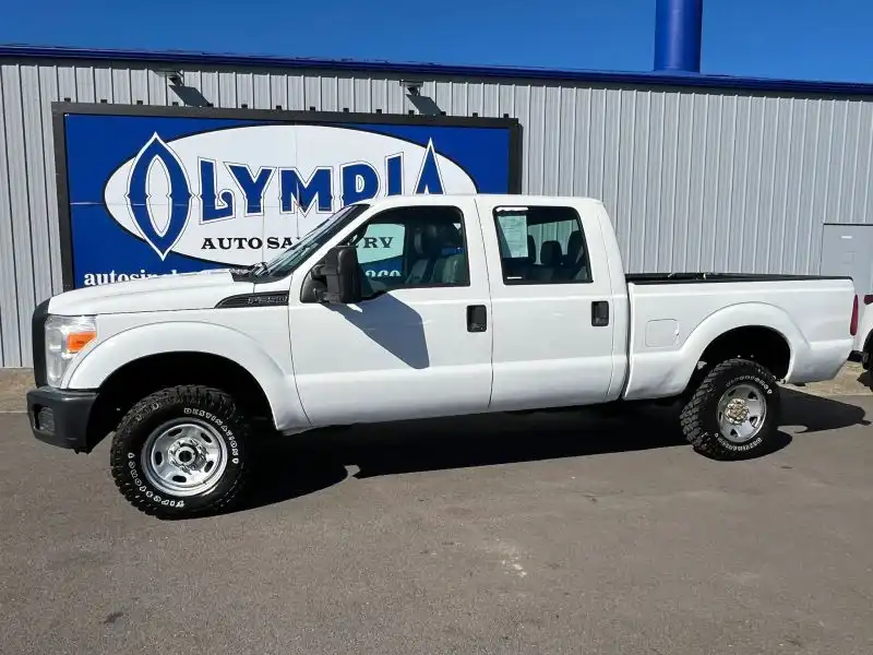 2015 Ford F-350 XL 4WD Crew Cab SRW 156 in's photo