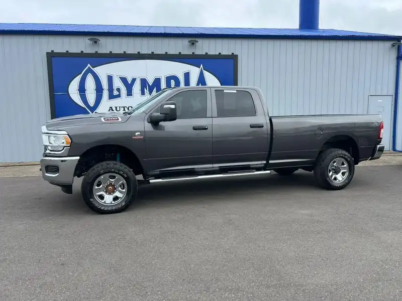 2024 RAM 2500 Tradesman 4WD Crew Cab LWB's photo