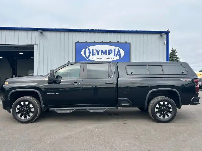 2020 Chevrolet Silverado HD Custom 4WD Crew Cab Long Box's photo