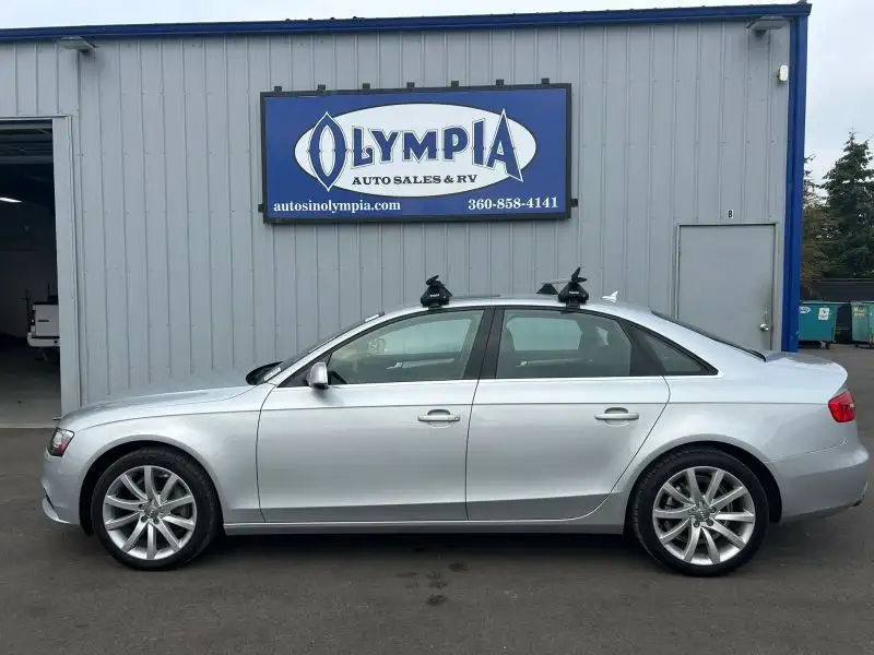 2013 Audi A4 2.0T quattro tiptronic Premium's photo