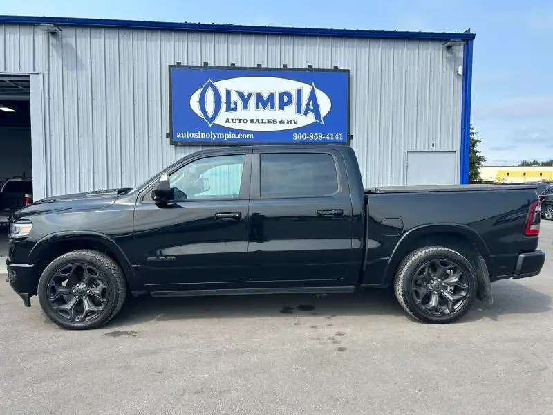 2023 RAM 1500 Limited 4x4 Crew Cab 5'7's photo
