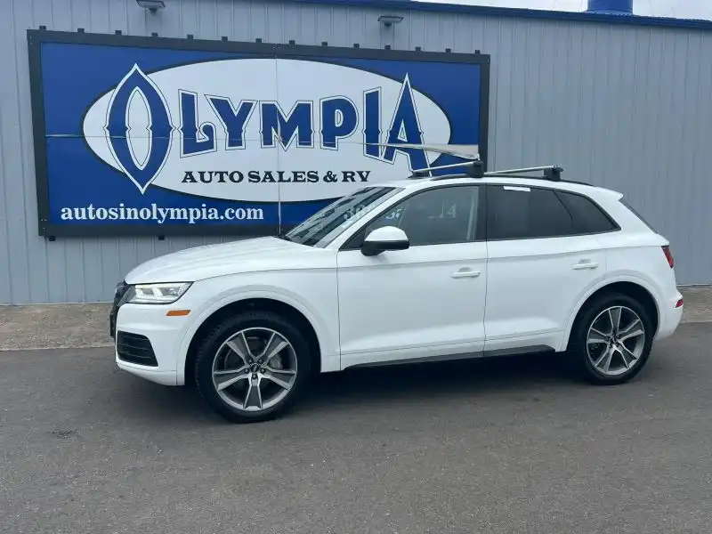 2020 Audi Q5 45 Premium Plus quattro S tronic's photo