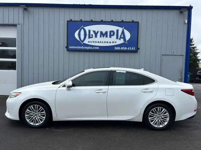 2013 Lexus ES 350 350's photo