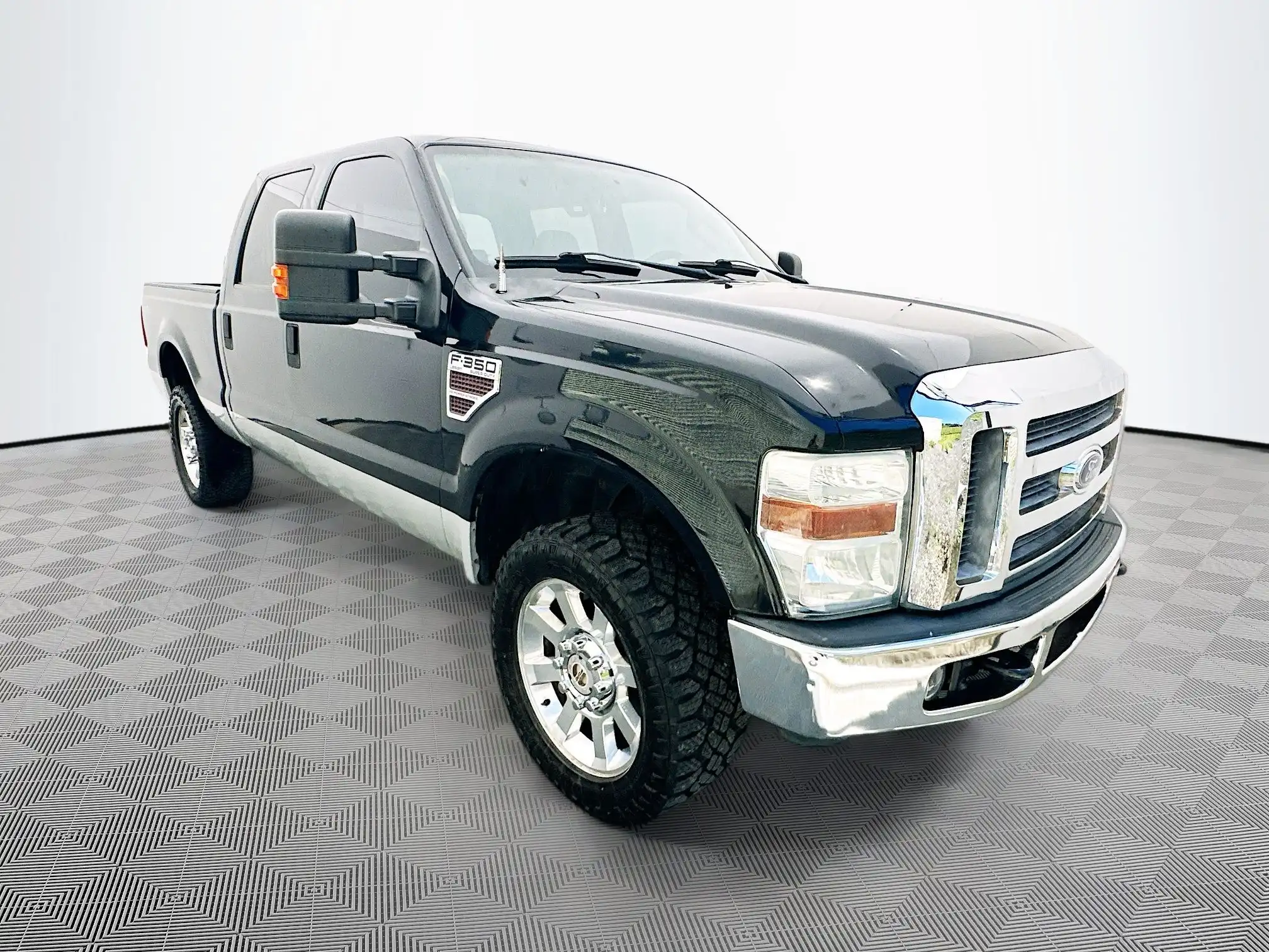 2008 Ford F-350 XL 4x4 Crew Cab 172-In SRW's photo