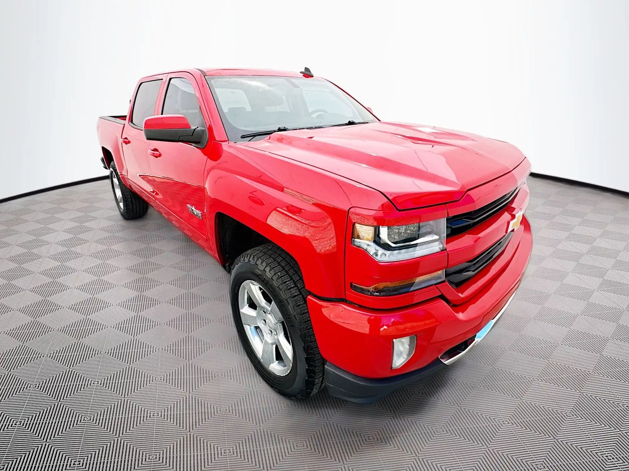 2017 Chevrolet Silverado 1500 LT Z71 4X4 Crew Cab Short Box's photo